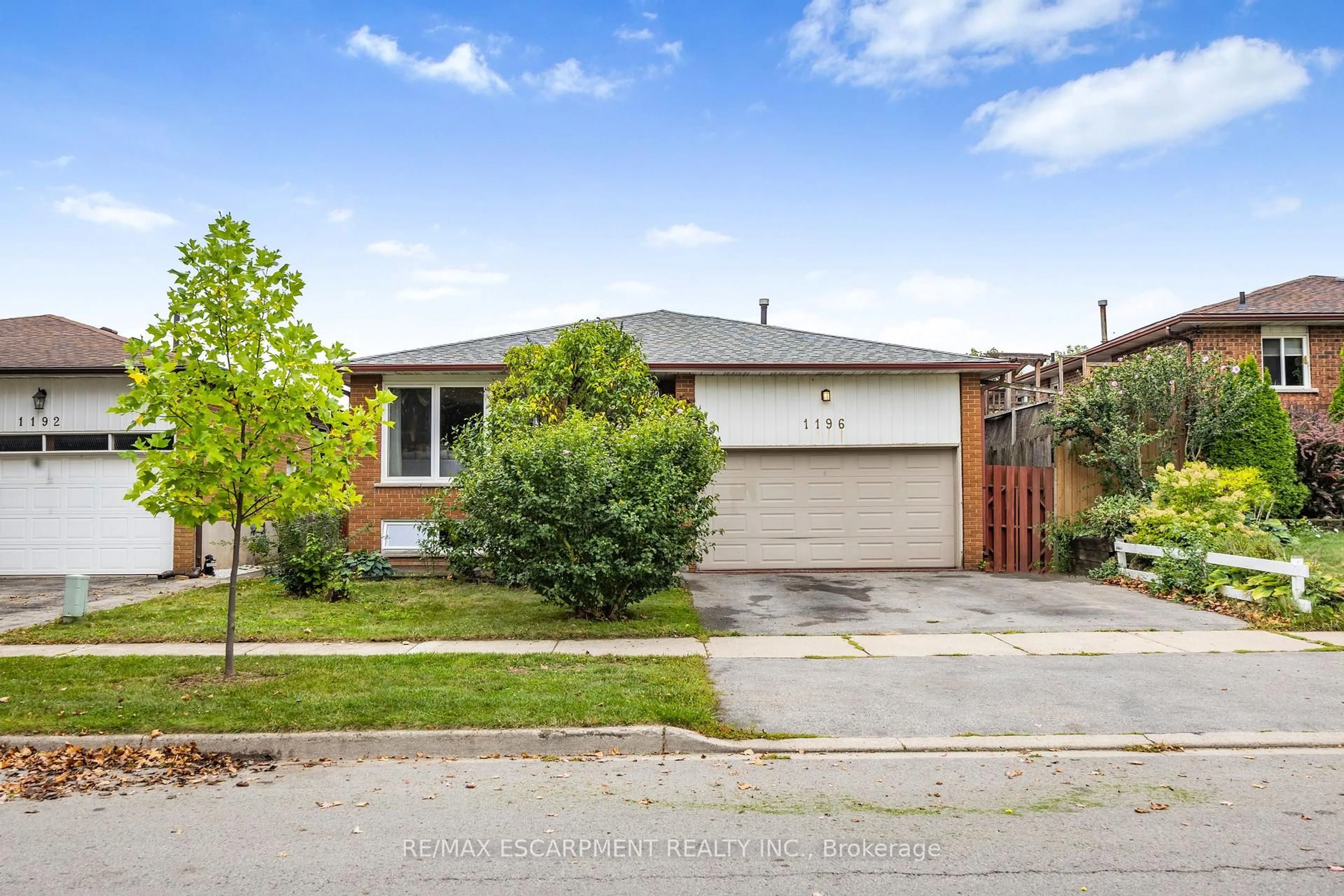 Unknown for 1196 Dowland Cres, Burlington Ontario L7T 4C9