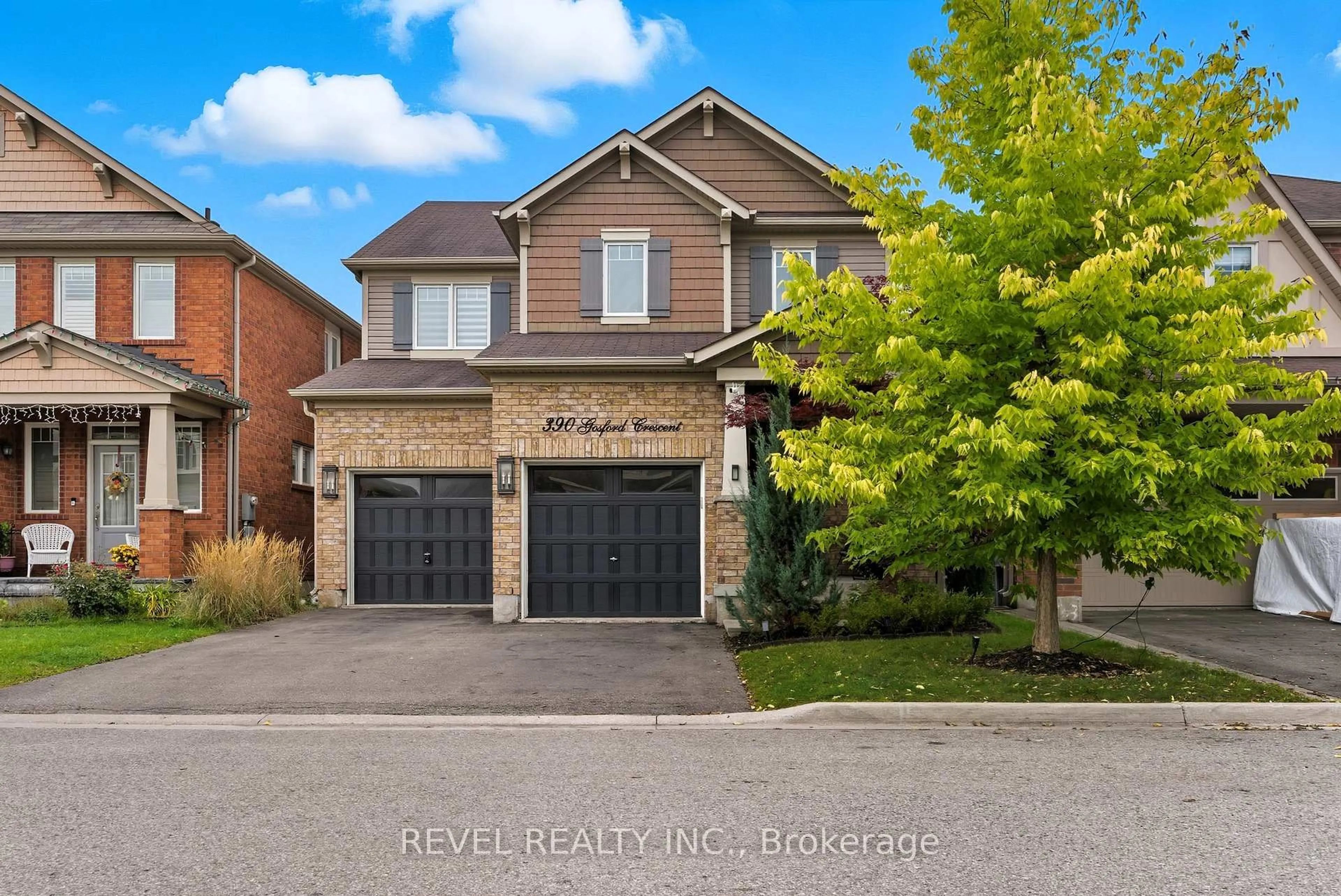 Home with brick exterior material, street for 390 Gosford Cres, Milton Ontario L9T 8G2