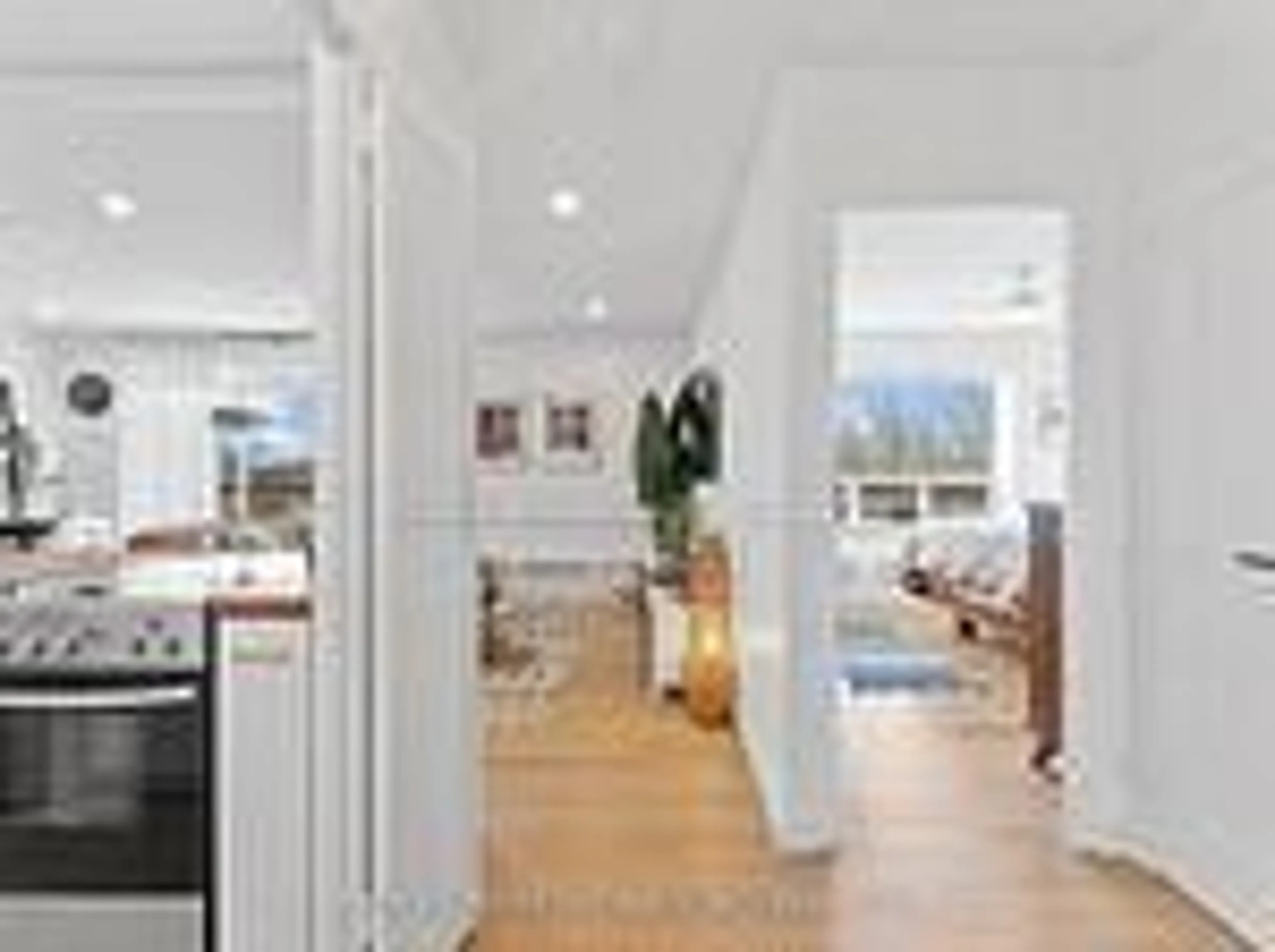 Indoor entryway for 41 Lake Shore Dr #501, Toronto Ontario M8V 1Z3