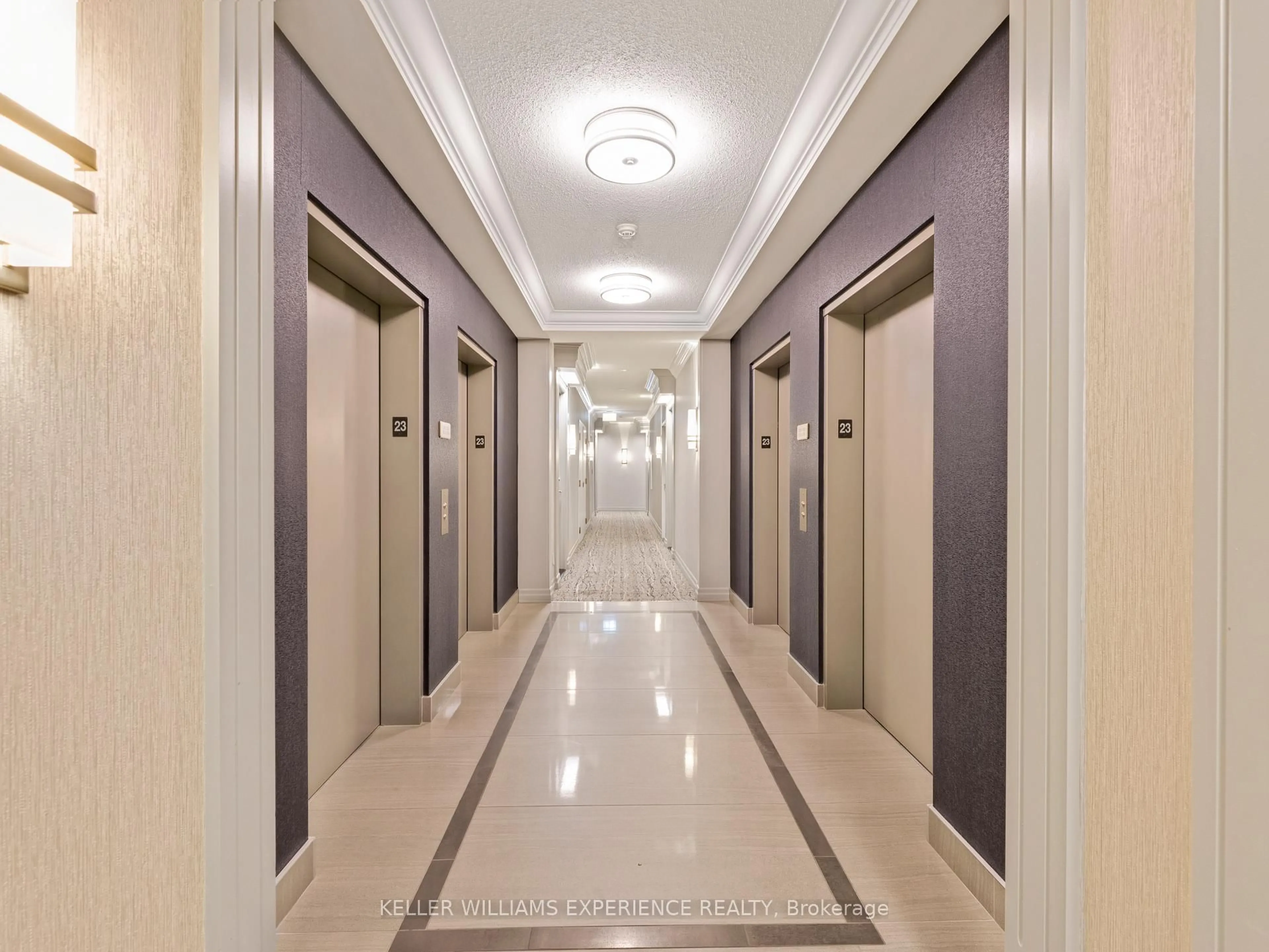 Indoor foyer for 5233 Dundas St #2315, Toronto Ontario M9B 6M1