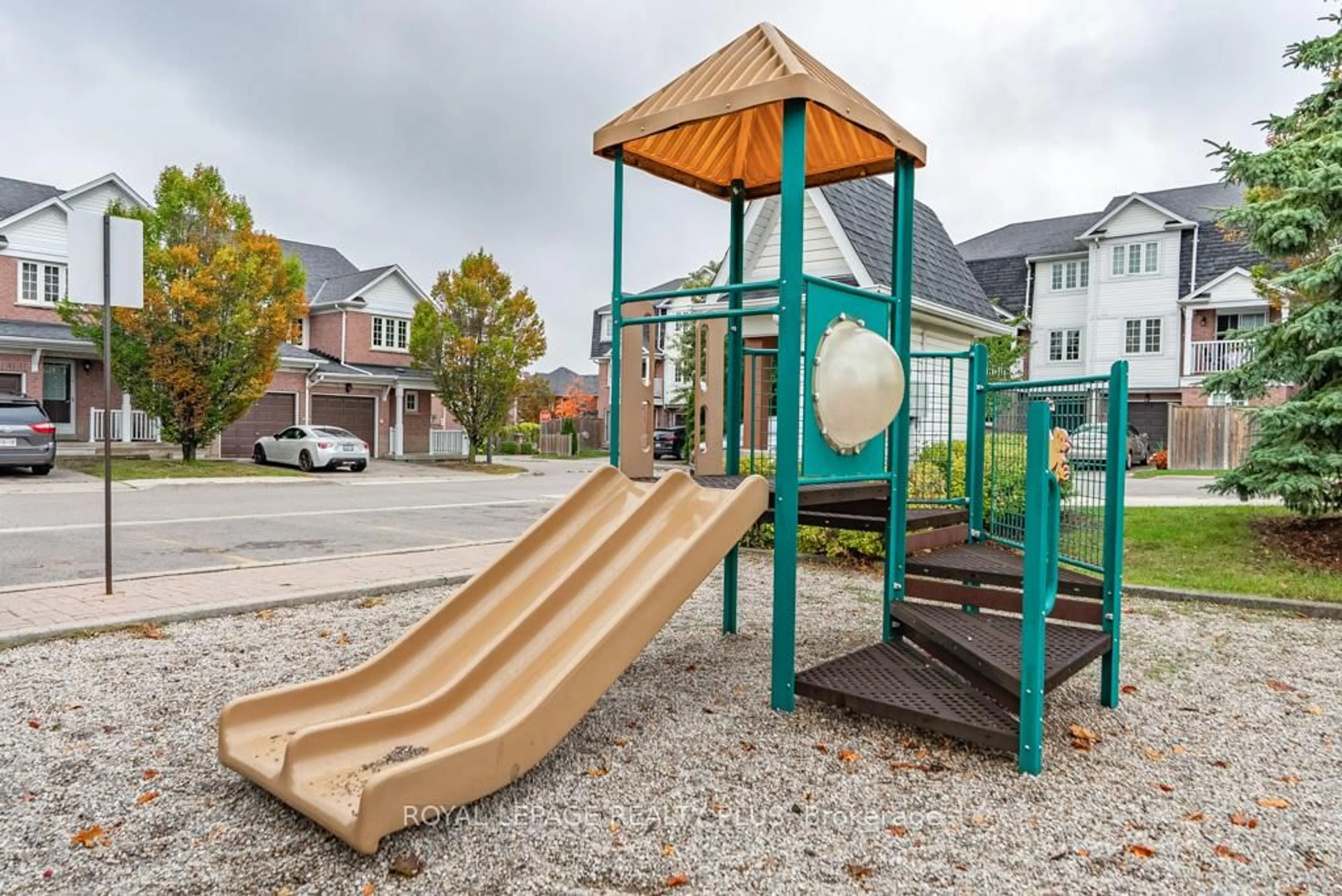 Patio, unknown for 6830 Meadowvale Town Ctre #69, Mississauga Ontario L5N 7T5
