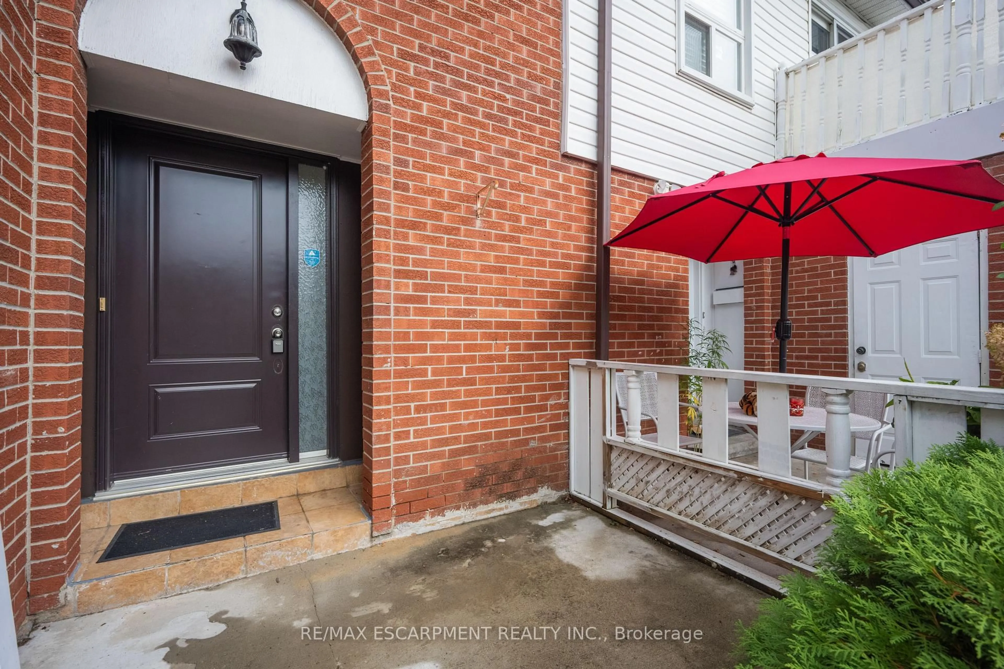 Unknown for 3430 Brandon Gate Dr #31, Mississauga Ontario L4T 3T4