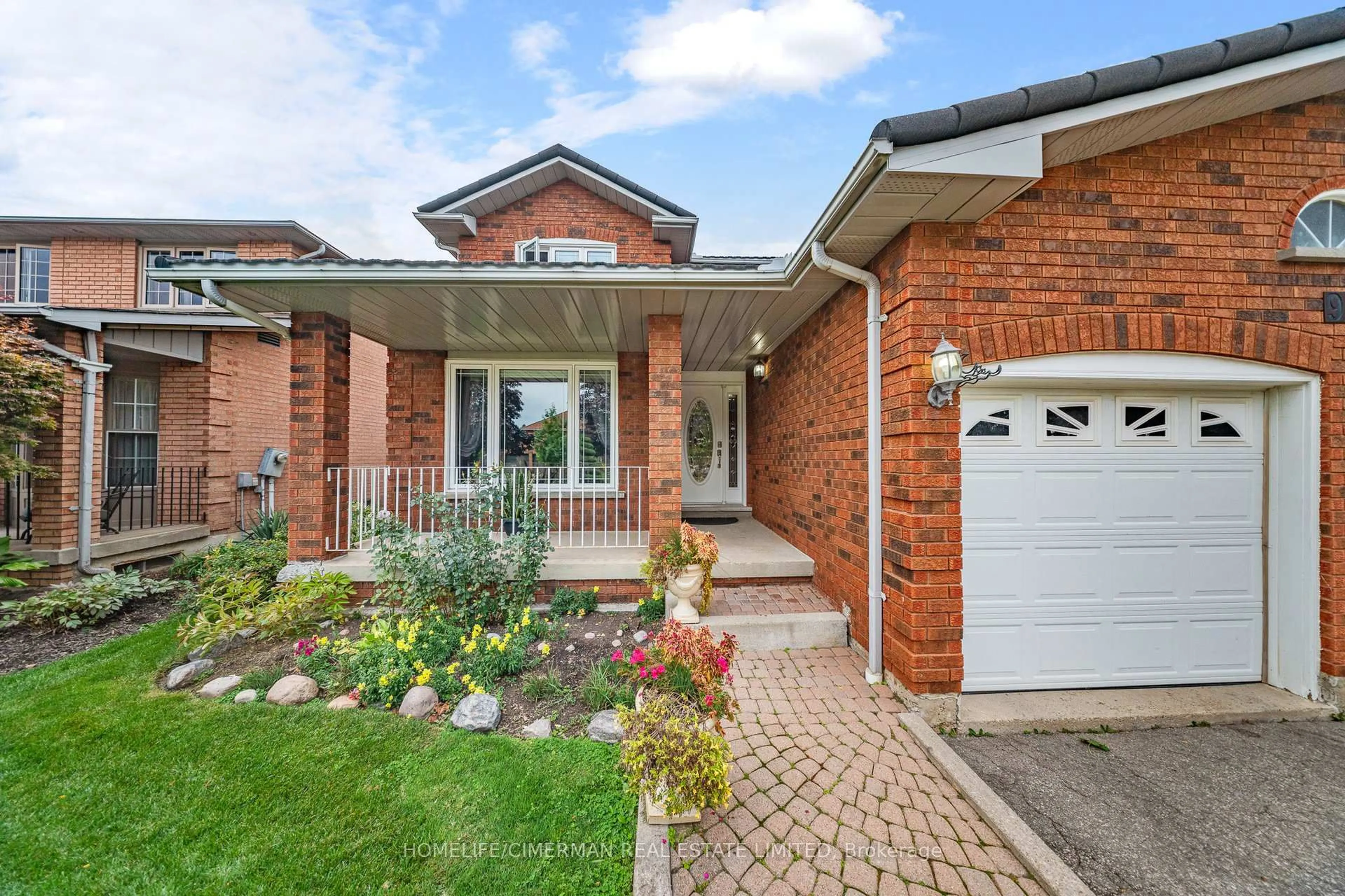 Home with brick exterior material, street for 937 Stargazer Dr, Mississauga Ontario L5V 1E9