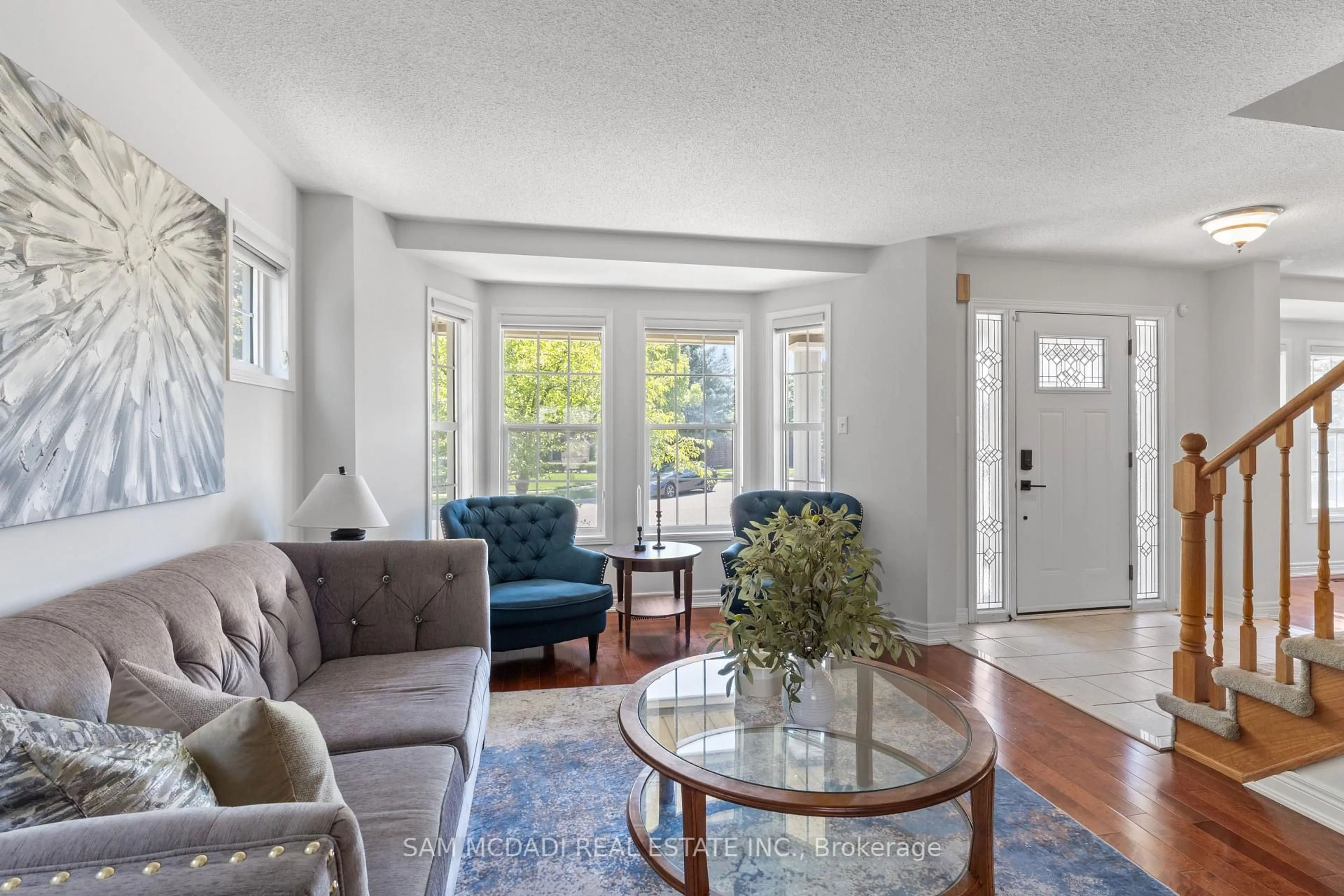 Living room with furniture, unknown for 1755 Crately Crt, Mississauga Ontario L5N 7L2