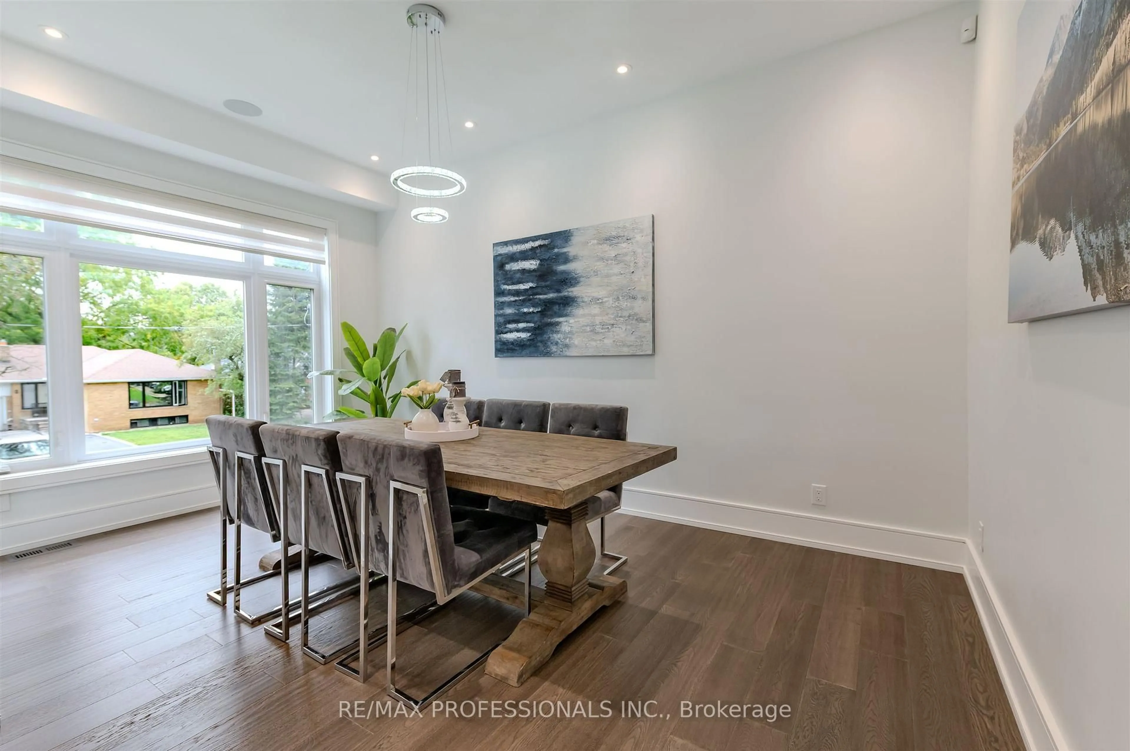 Dining room, wood/laminate floor for 4 Dunrobin Dr, Toronto Ontario M9B 2S9