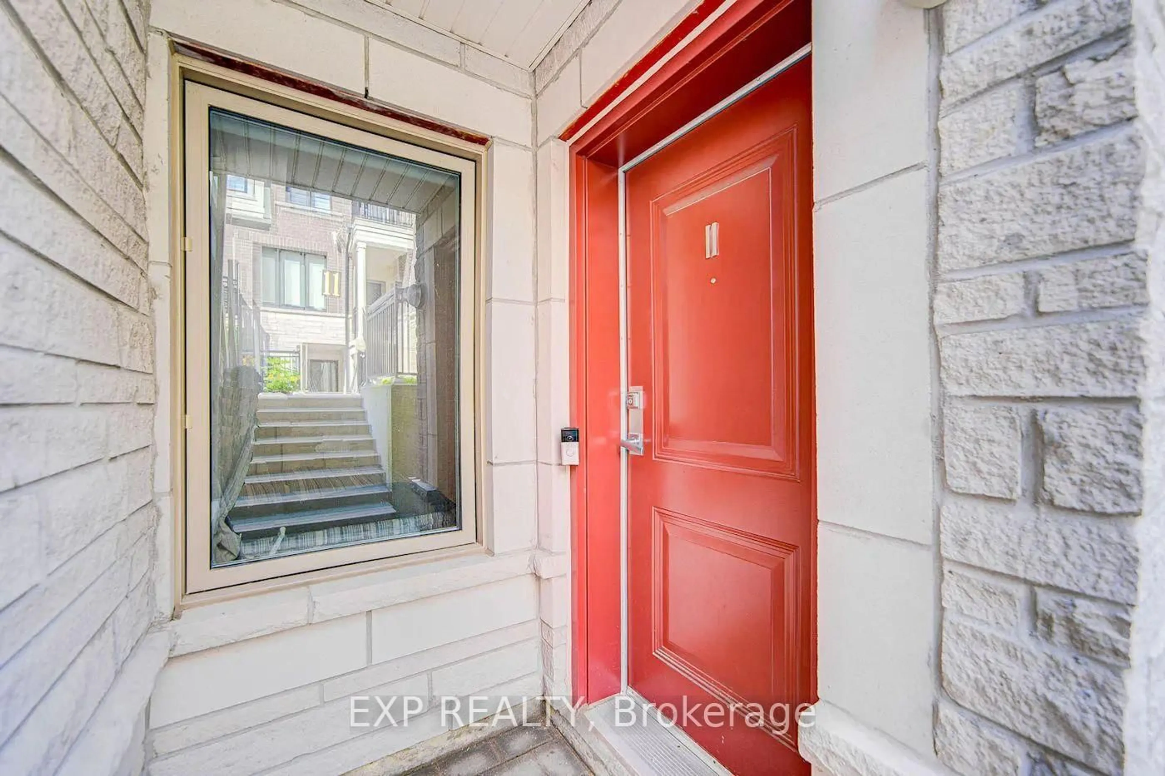 Indoor entryway for 140 Long Branch Ave #11, Toronto Ontario M8W 0A9