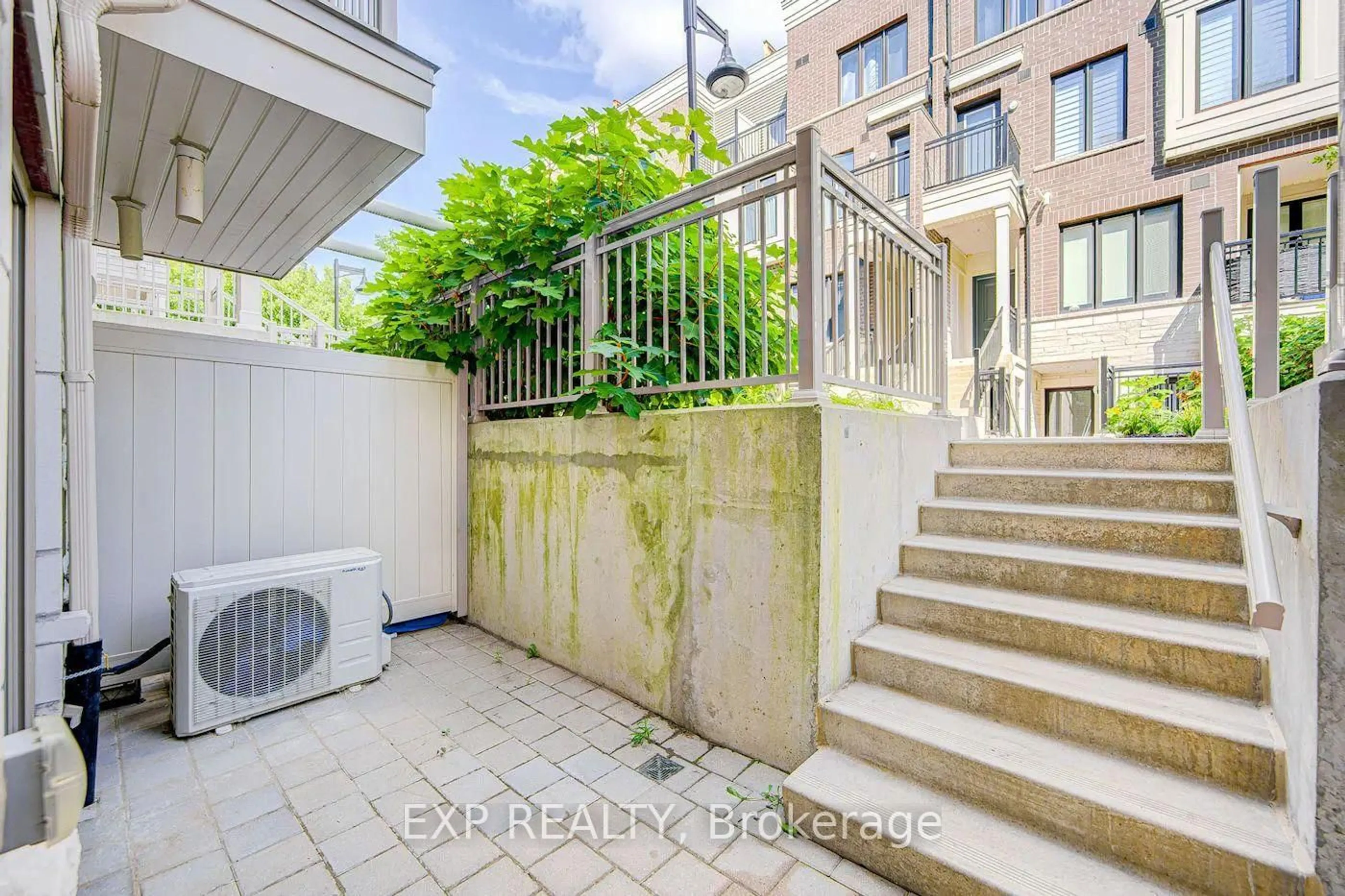 Patio, street for 140 Long Branch Ave #11, Toronto Ontario M8W 0A9