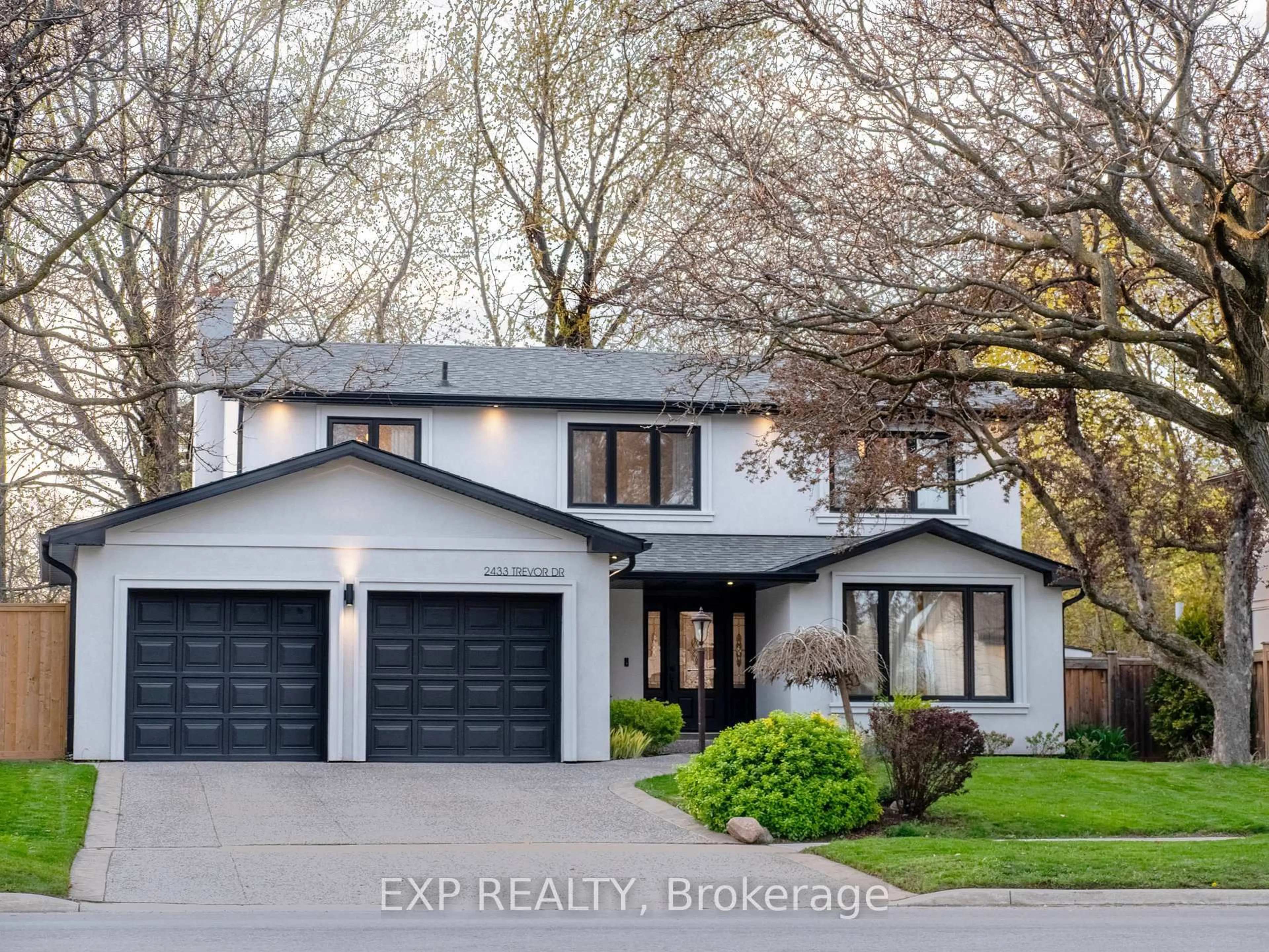 Home with vinyl exterior material, street for 2433 Trevor Dr, Oakville Ontario L6L 5C4