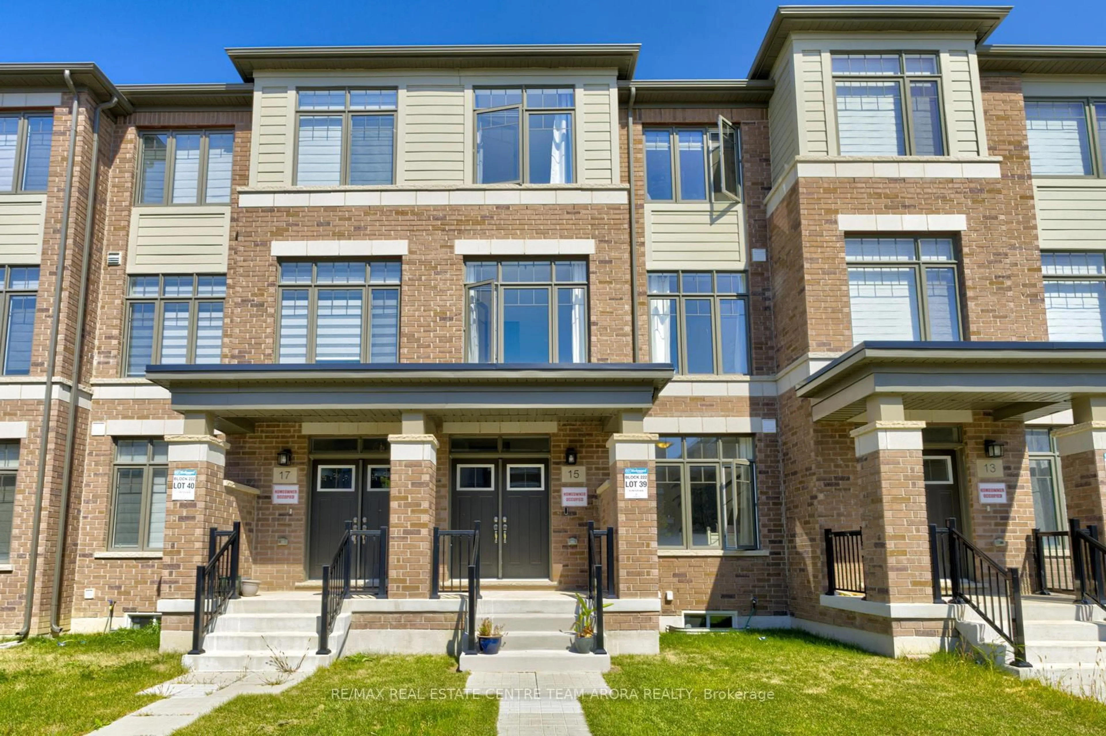 Home with brick exterior material, building for 15 Petch Ave, Caledon Ontario L7C 4J7