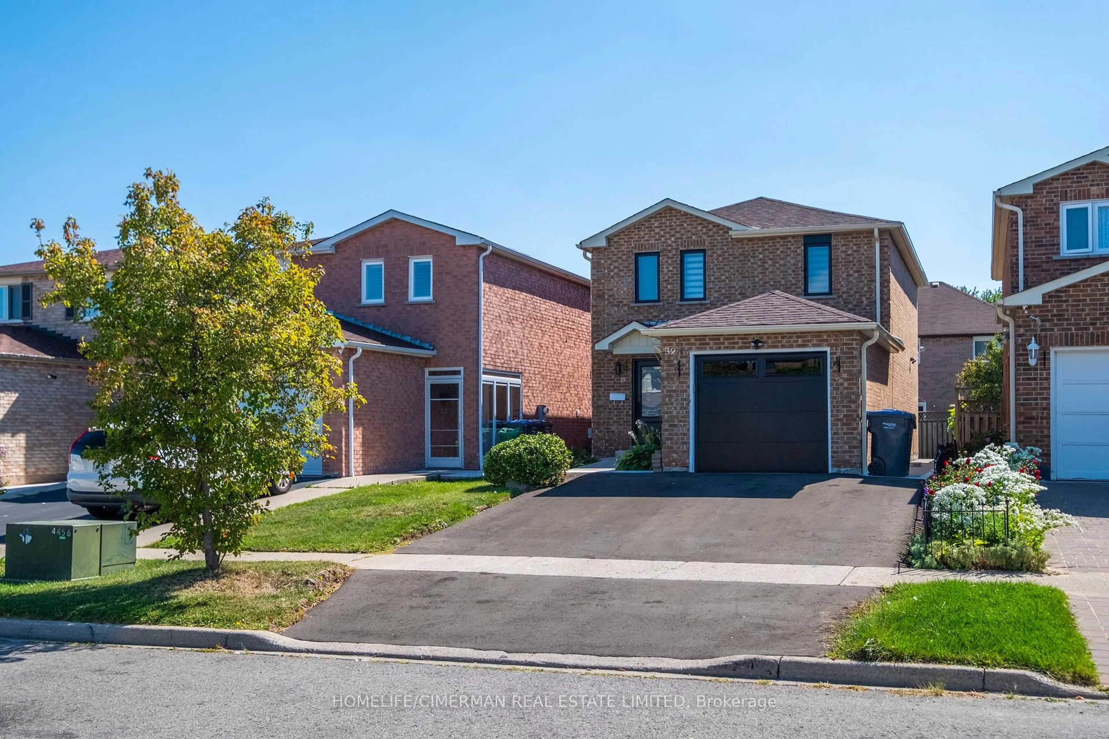 Home with brick exterior material, street for 39 Stanwell Dr, Brampton Ontario L6Z 3Y8