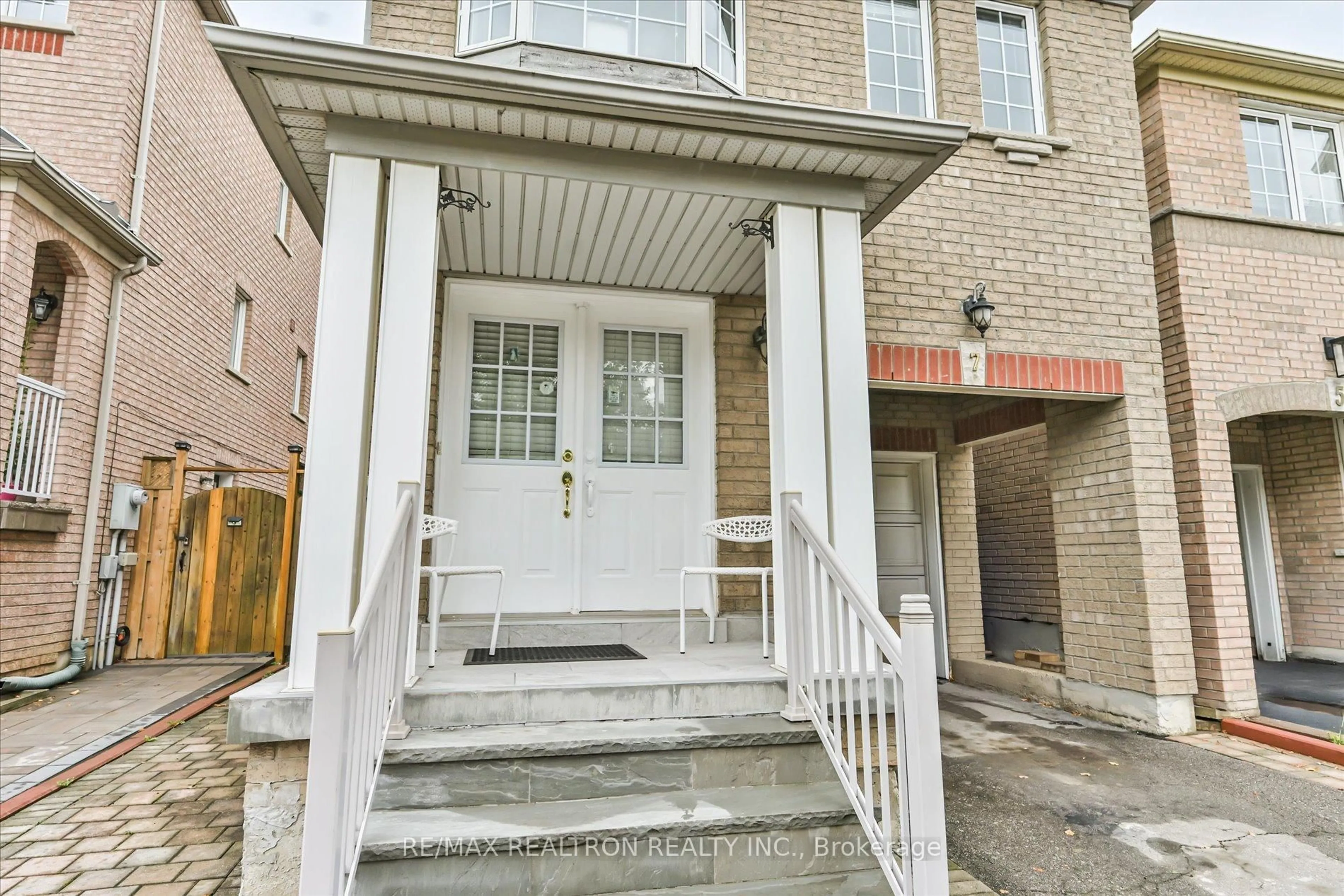 Unknown for 7 Via Cassia Dr, Toronto Ontario M6M 5K8