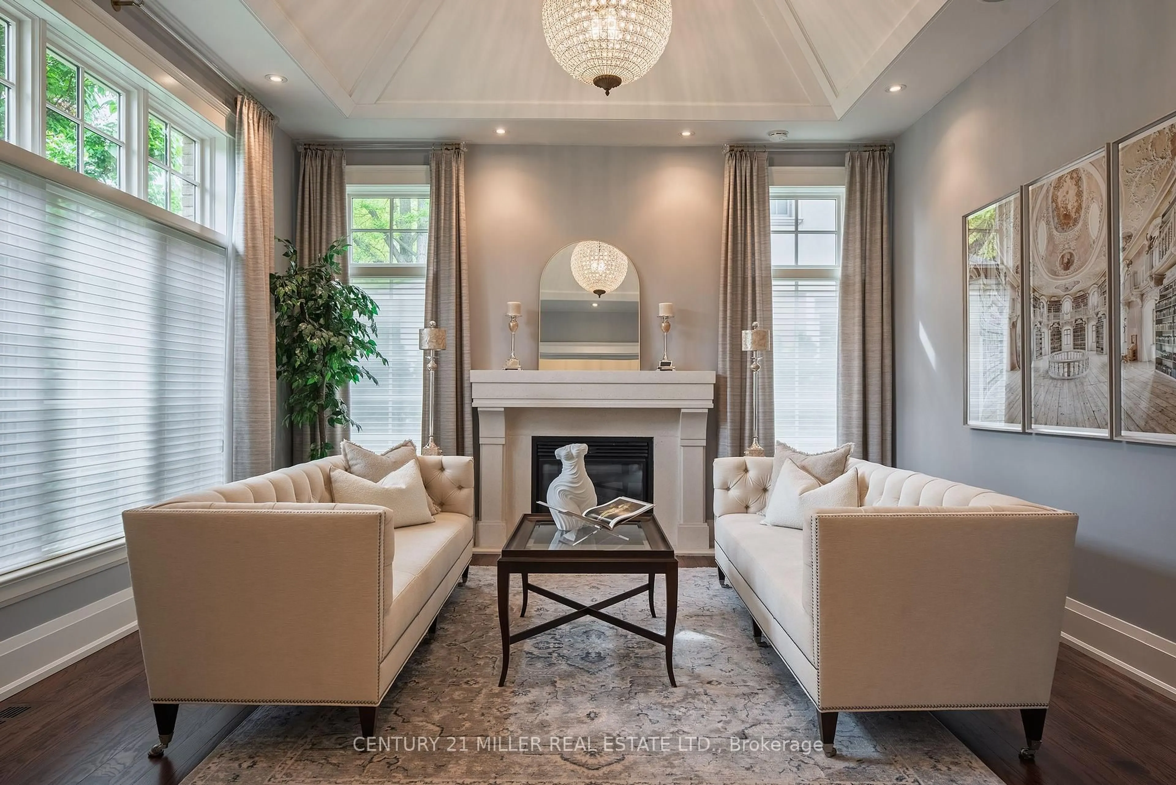 Living room with furniture, unknown for 209 Donessle Dr, Oakville Ontario L6J 3Y7
