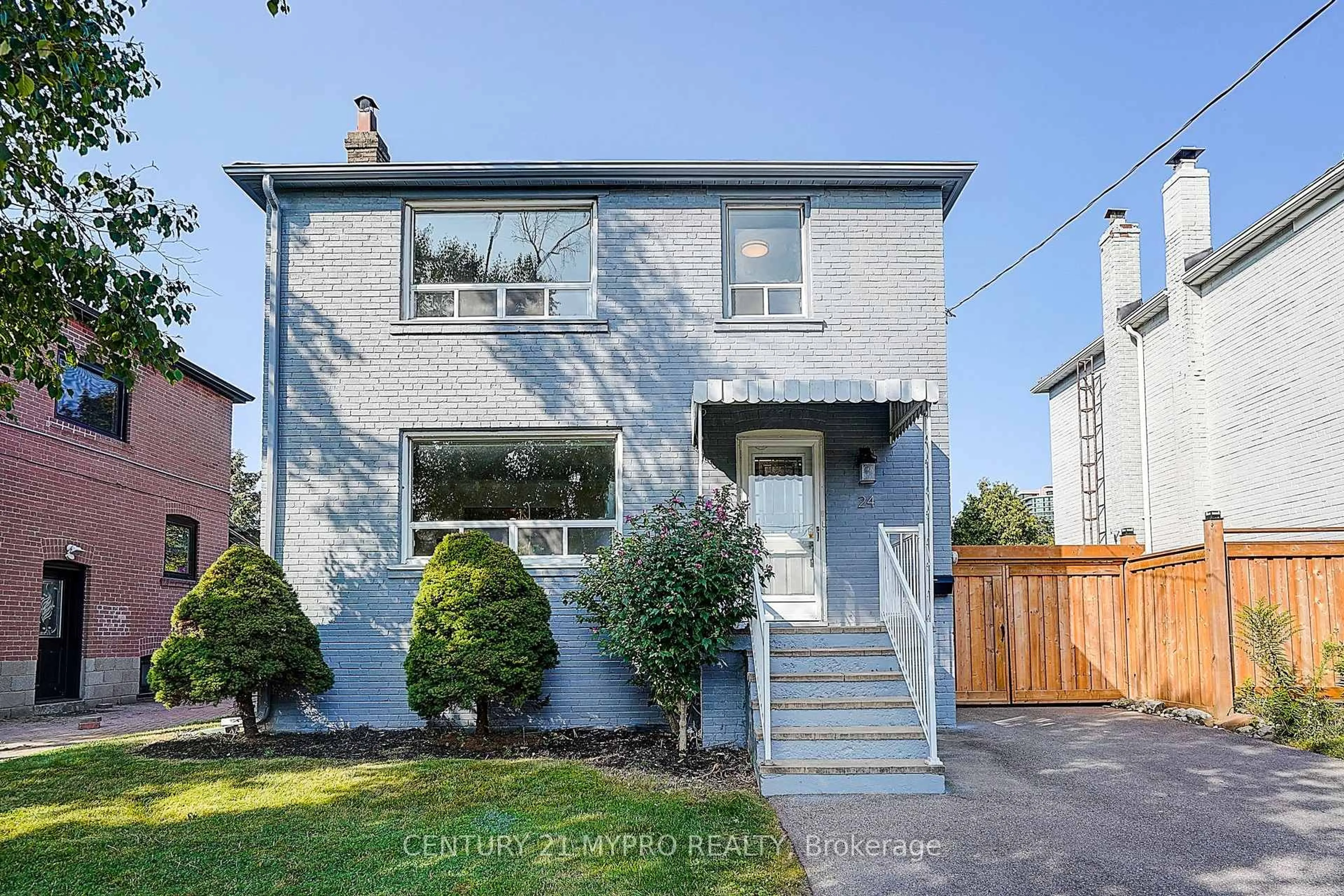 Unknown for 24 Gair Dr, Toronto Ontario M8W 4P4