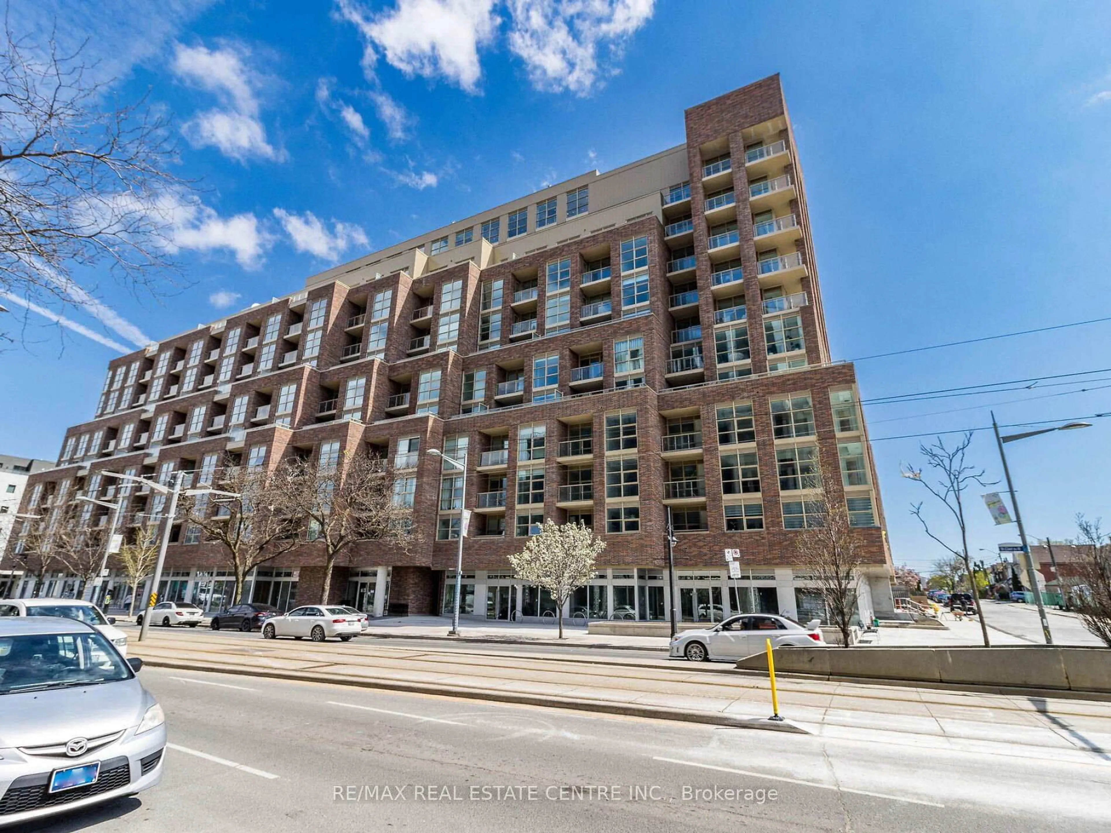Unknown for 1787 St Clair Ave #429, Toronto Ontario M6N 0B7