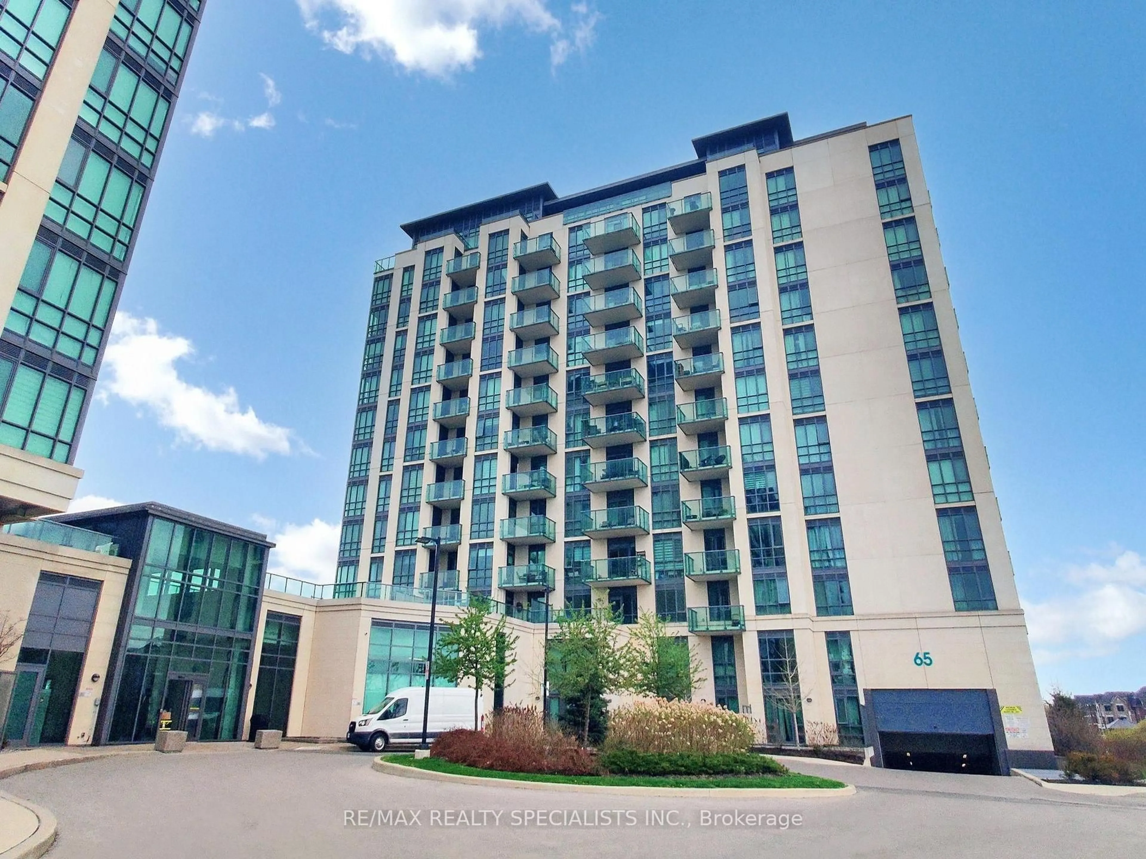 A pic from outside/outdoor area/front of a property/back of a property/a pic from drone, building for 65 Yorkland Blvd #309, Brampton Ontario L6P 4M5