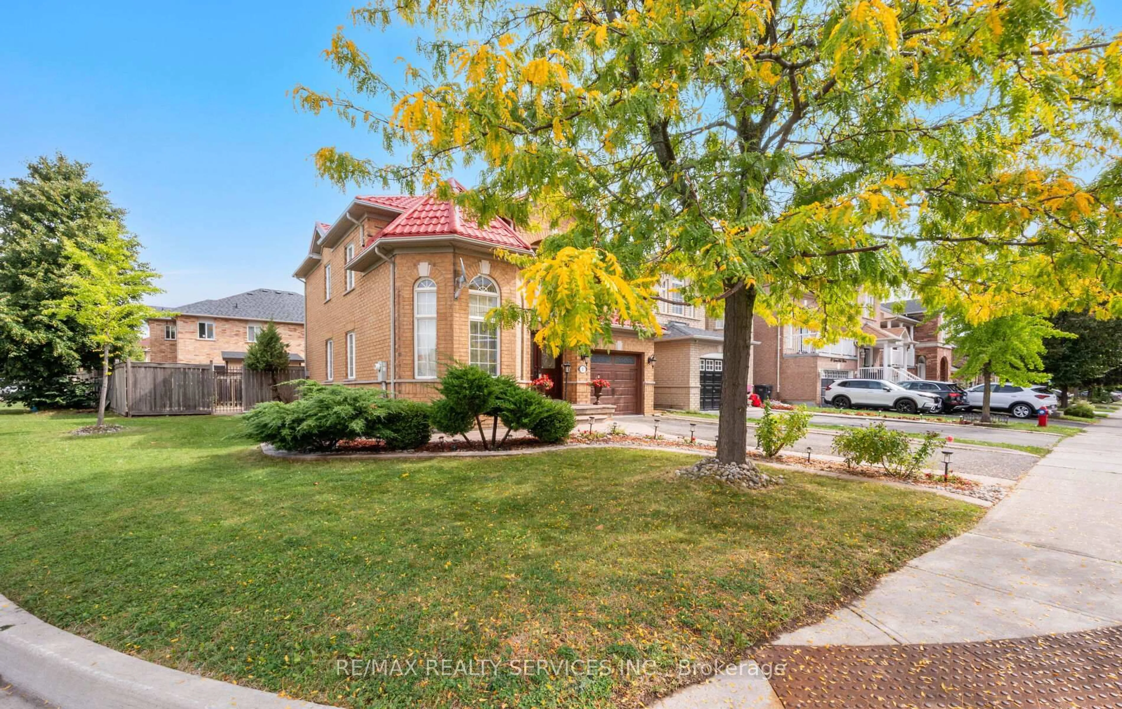 Home with brick exterior material, street for 87 Queen Mary Dr, Brampton Ontario L7A 2K2