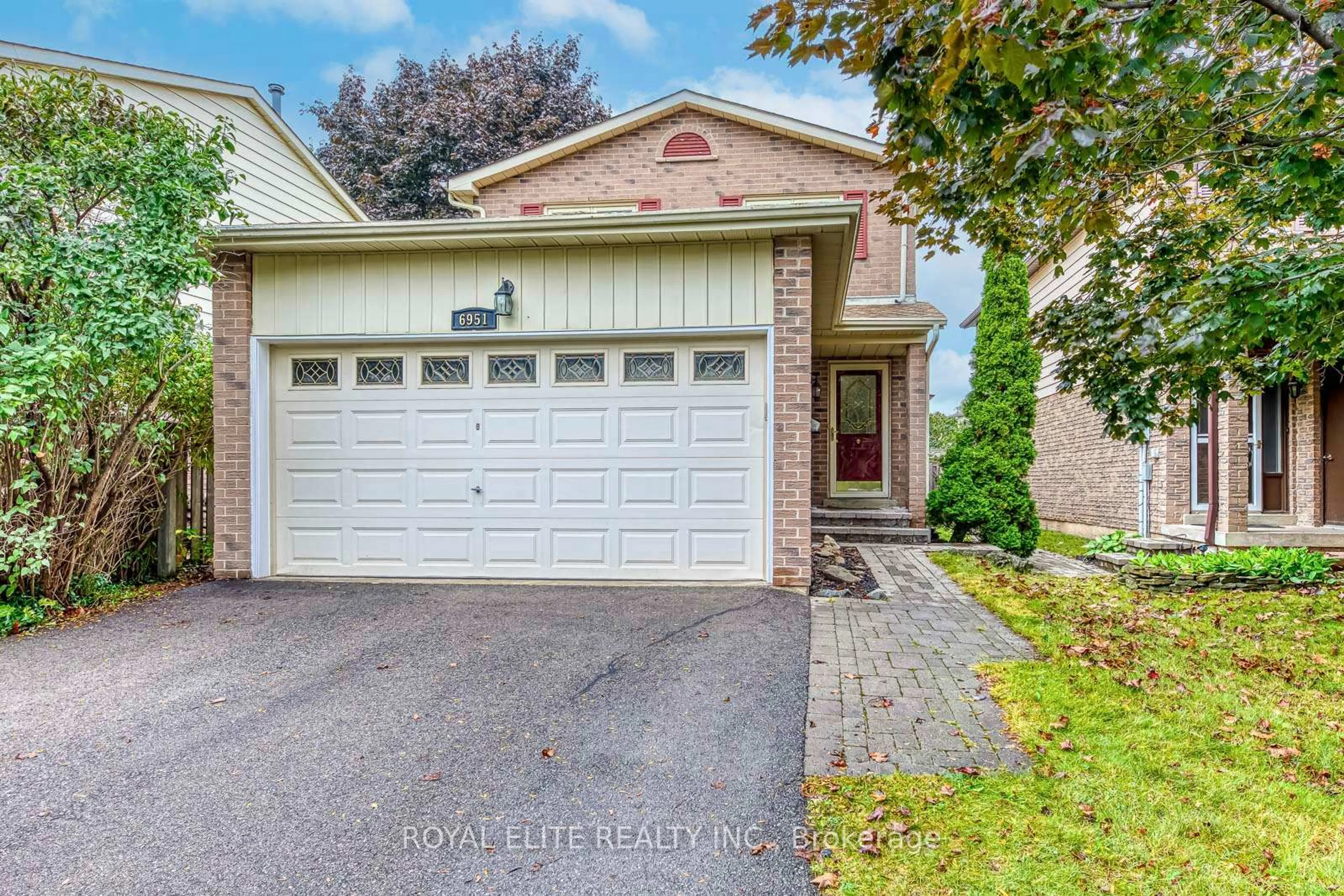 Unknown for 6951 Harris Rd, Mississauga Ontario L5N 4Y9