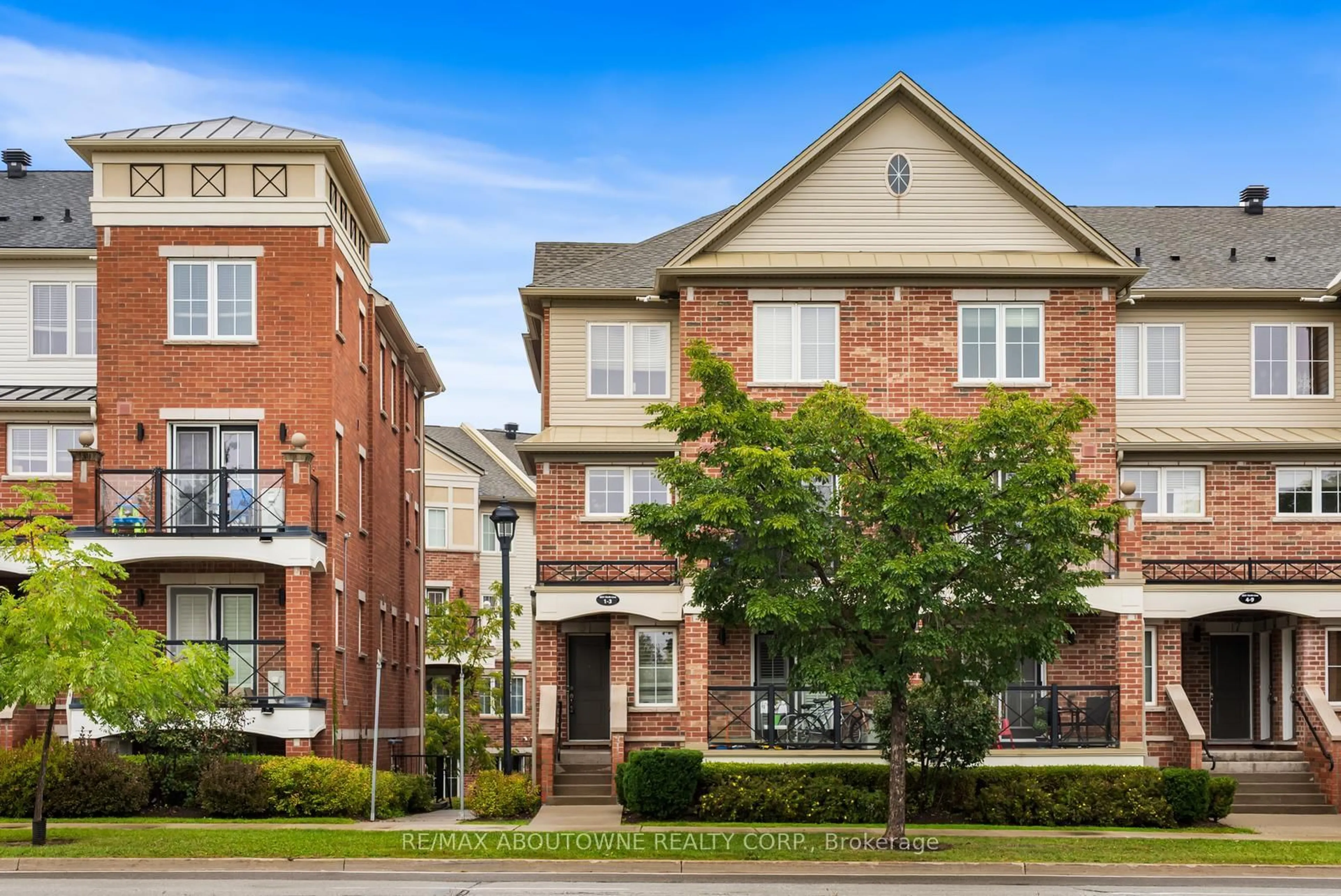 Home with brick exterior material, street for 2551 Sixth Line #3, Oakville Ontario L6H 0H7