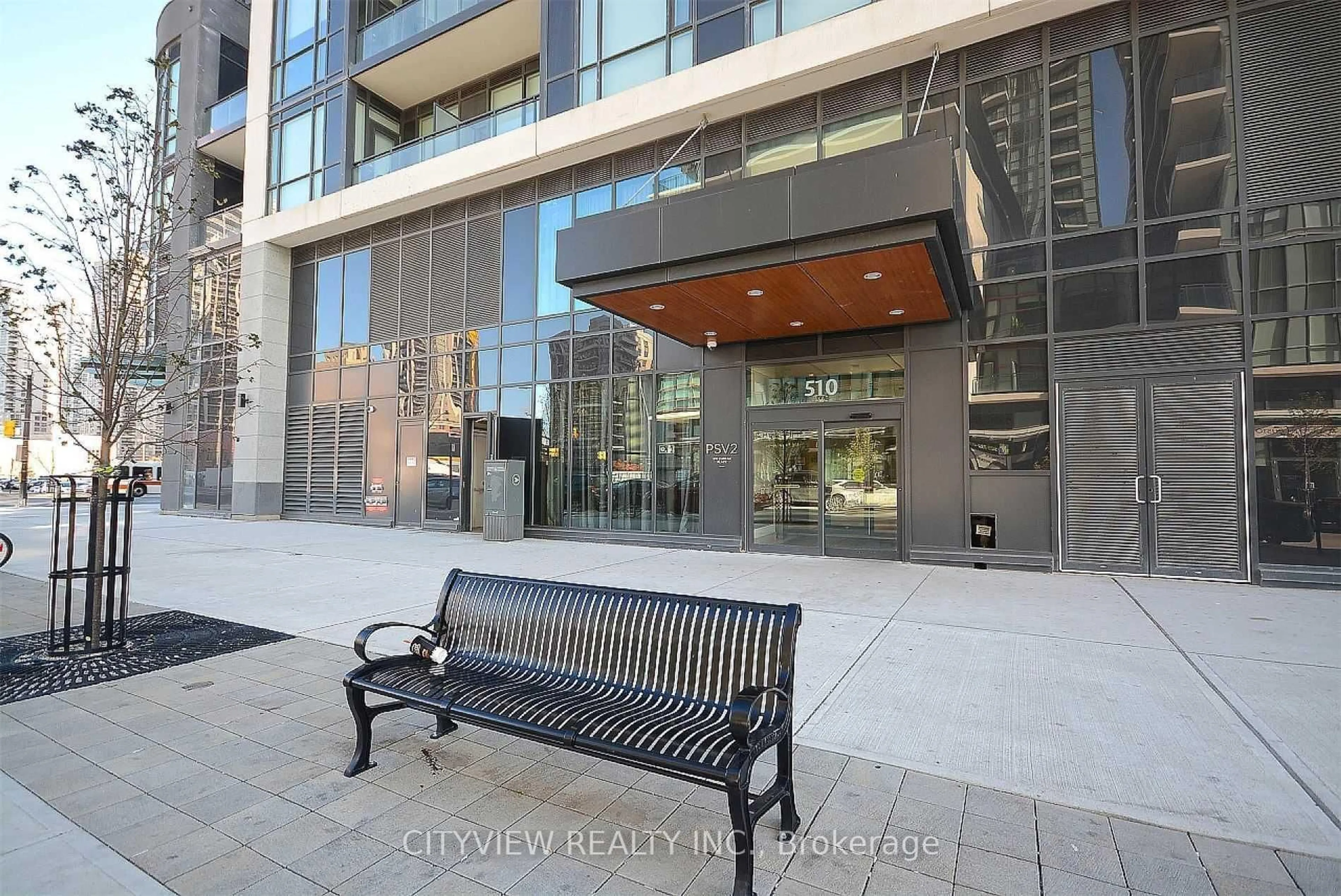 Indoor foyer for 510 Curran Pl #710, Mississauga Ontario L5B 0J8