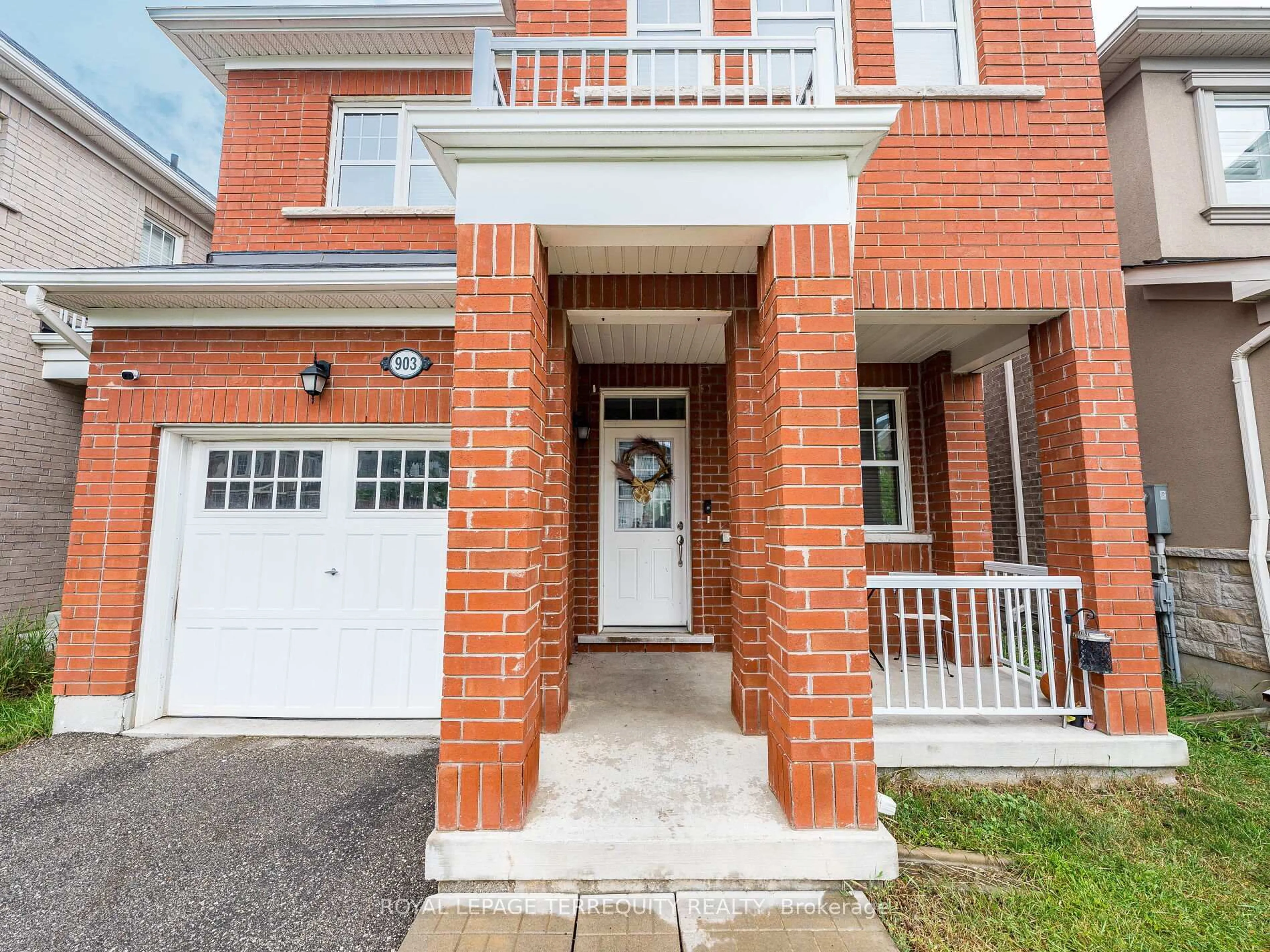Home with brick exterior material, street for 903 Penson Cres, Milton Ontario L9T 8Z8