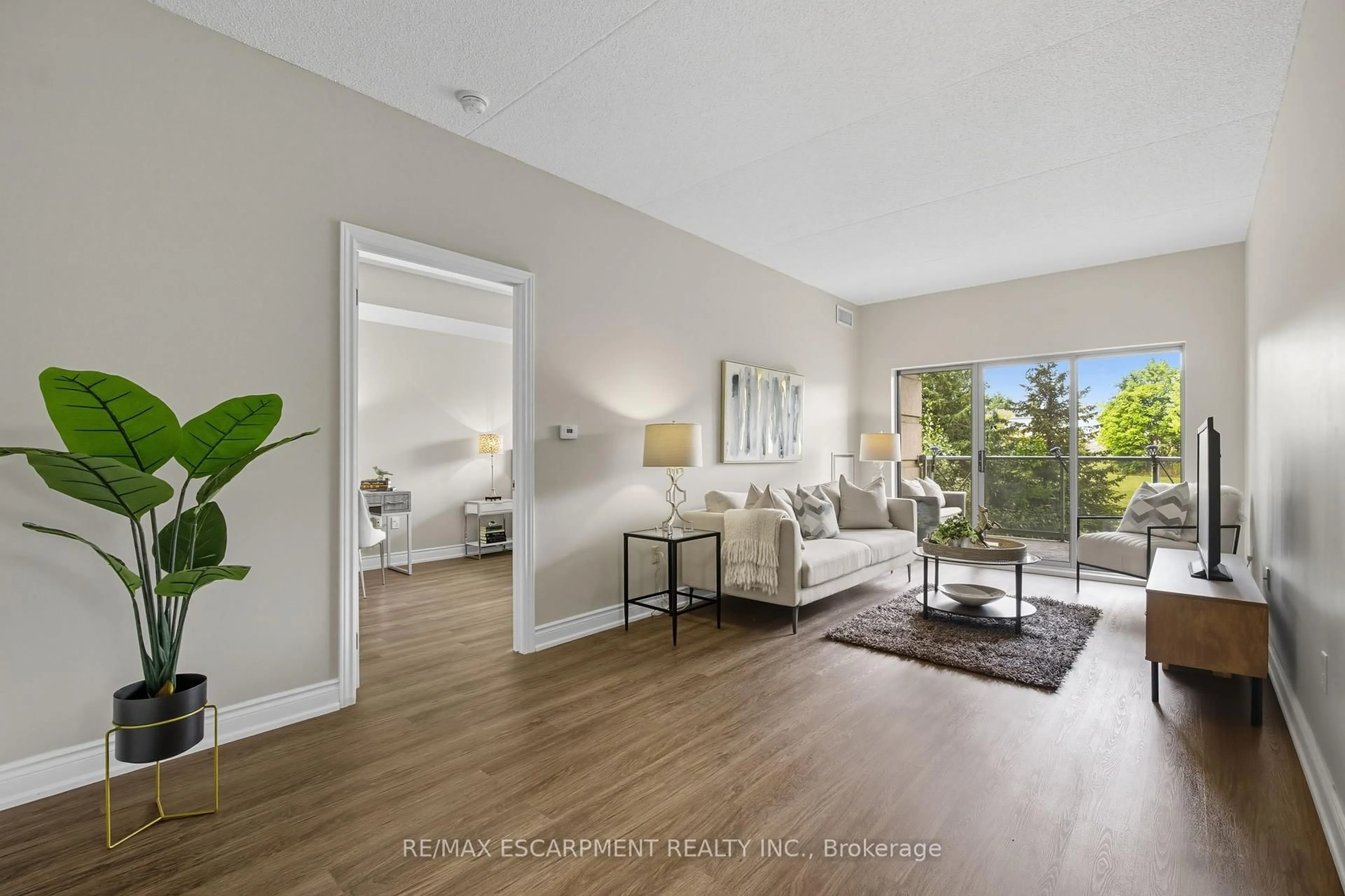 Unknown for 2075 Amherst Heights Dr #215, Burlington Ontario L7P 5B8