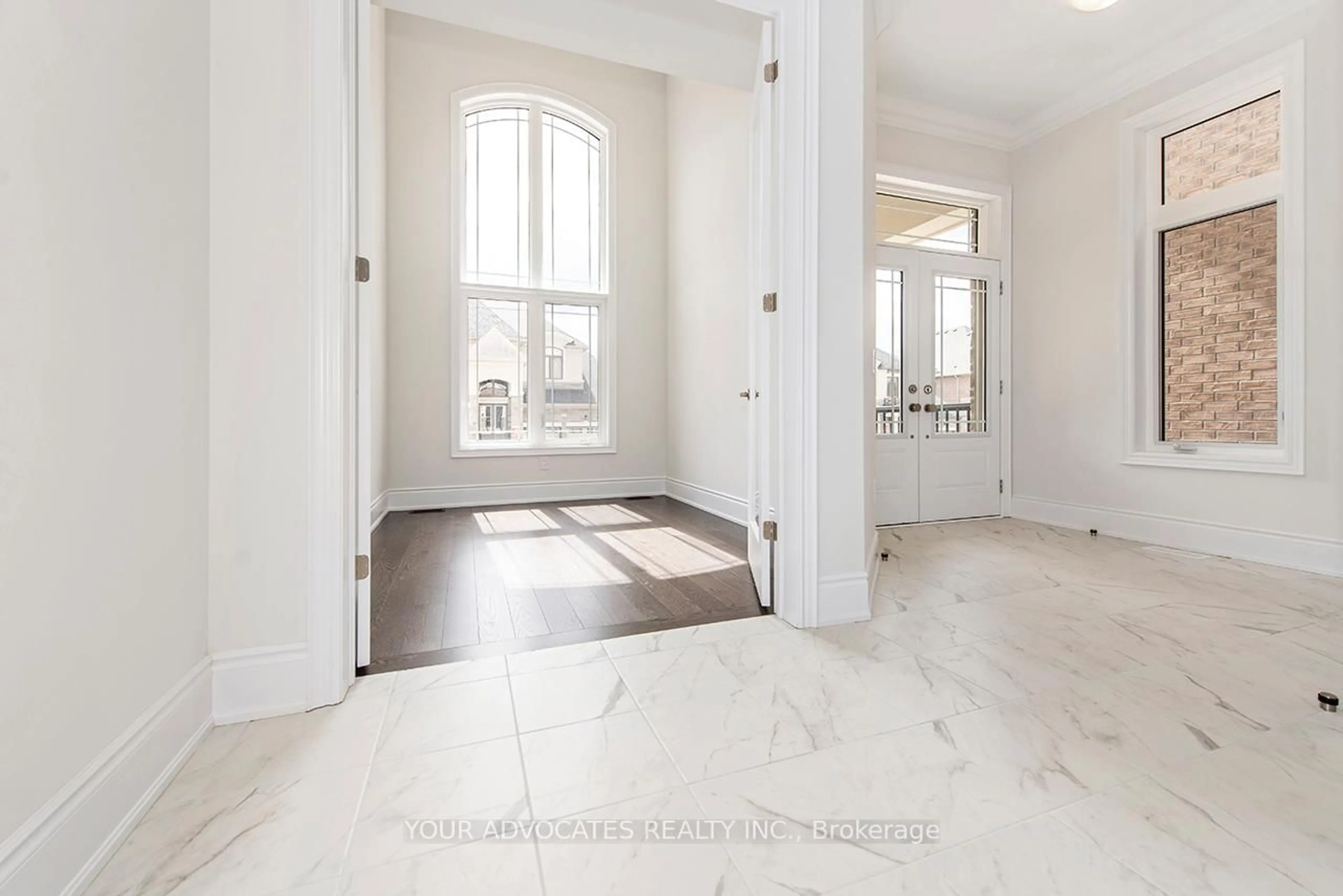 Indoor entryway for 83 James Walker Ave, Caledon Ontario L7C 4N1