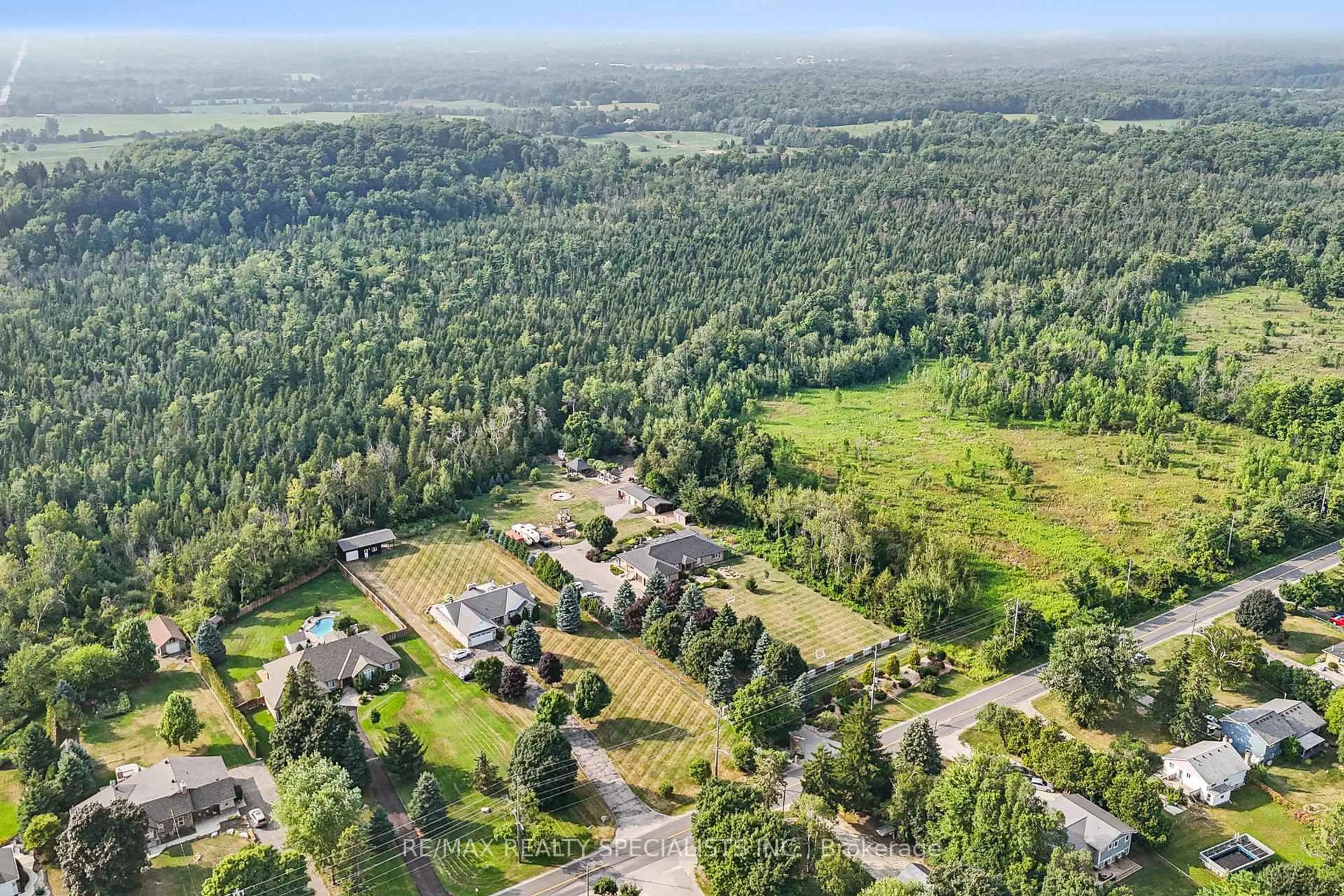 A pic from outside/outdoor area/front of a property/back of a property/a pic from drone, forest/trees view for 13127 27 Sdrd, Halton Hills Ontario L7G 4S4