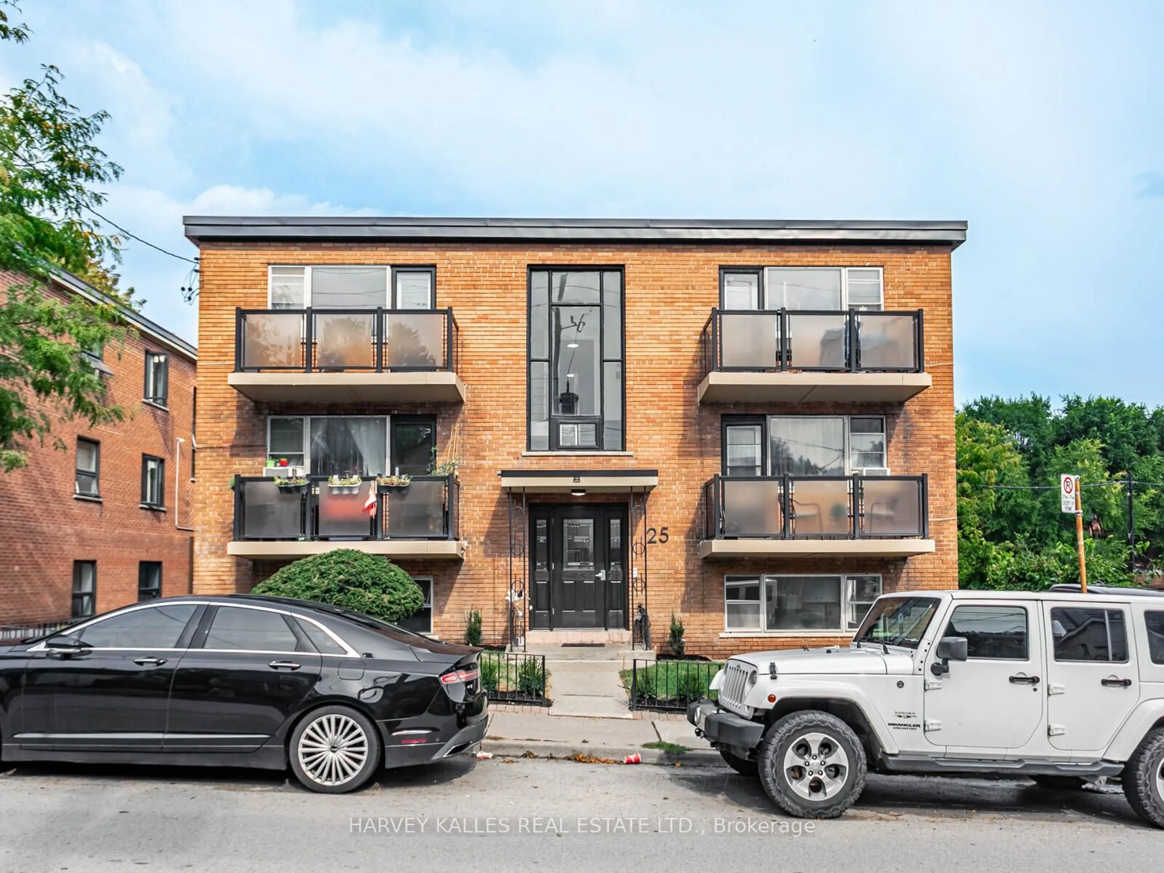 Home with brick exterior material, street for 25 Windermere Ave, Toronto Ontario M6S 3J3