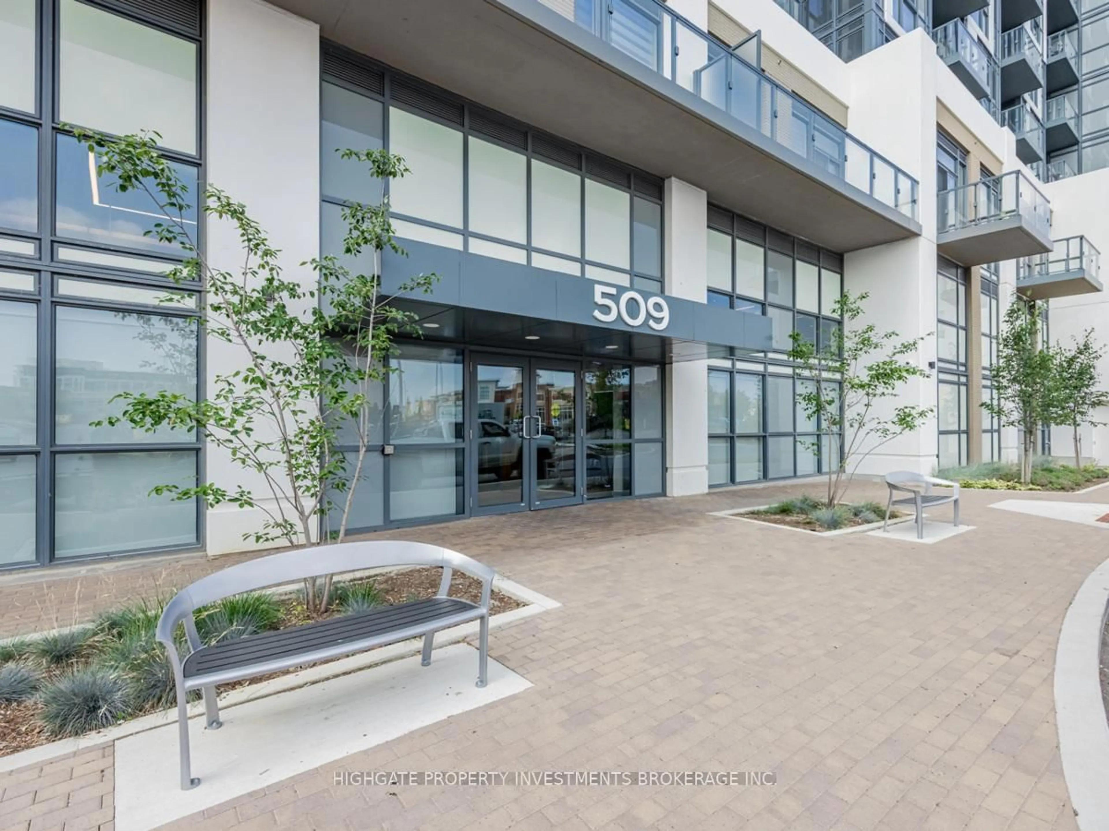 Unknown for 509 Dundas St #403, Oakville Ontario L6M 4M2