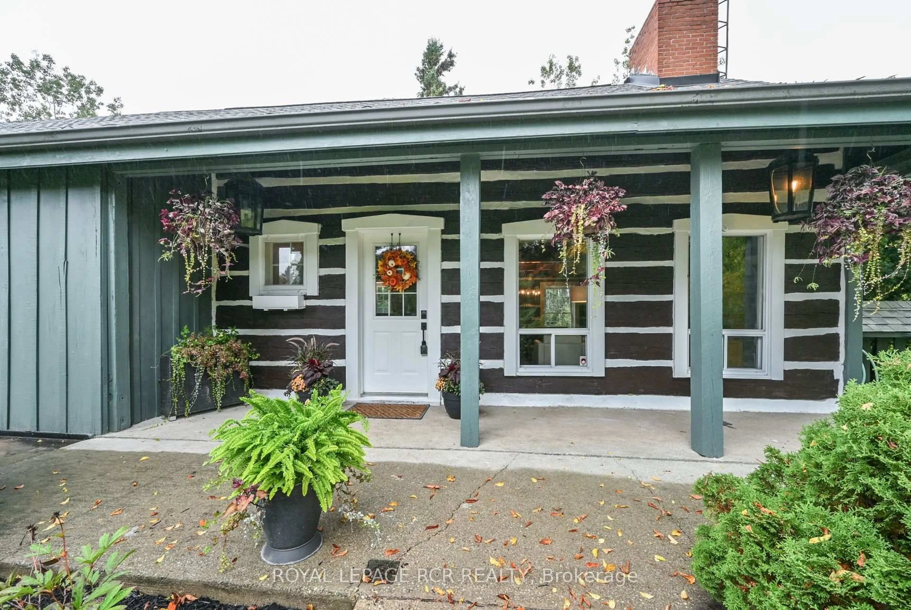 Unknown for 1762 Queen St, Caledon Ontario L7K 2N6