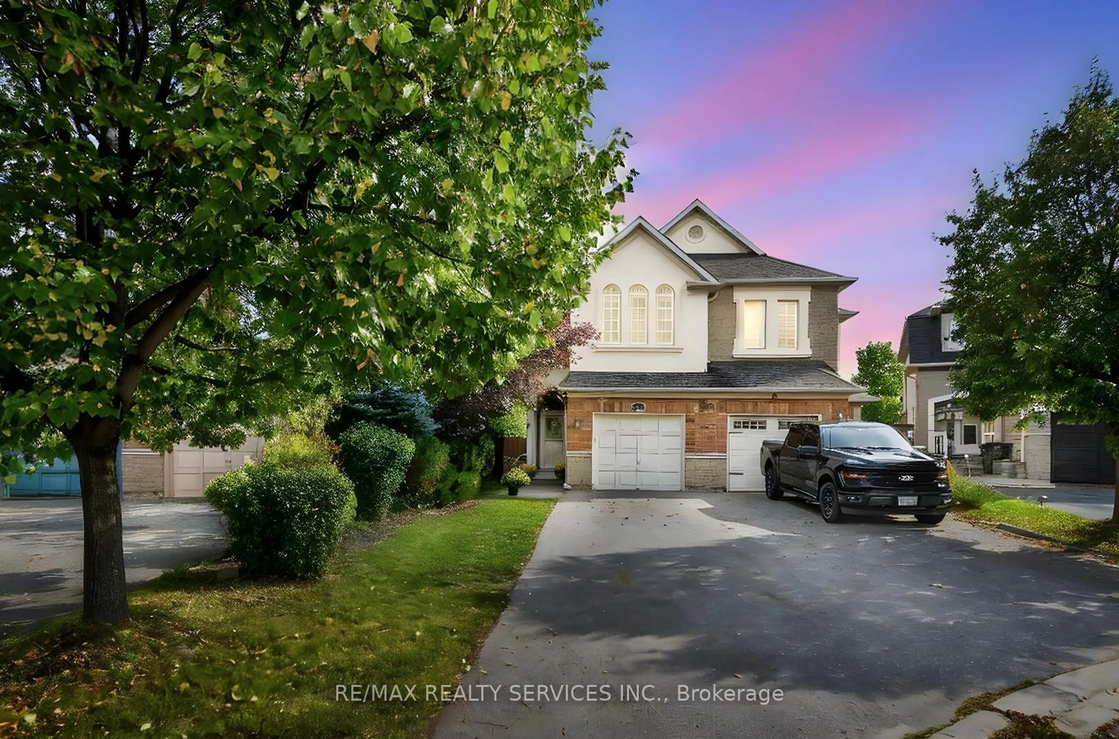Unknown for 12 Hesketh Crt, Caledon Ontario L7C 1C6