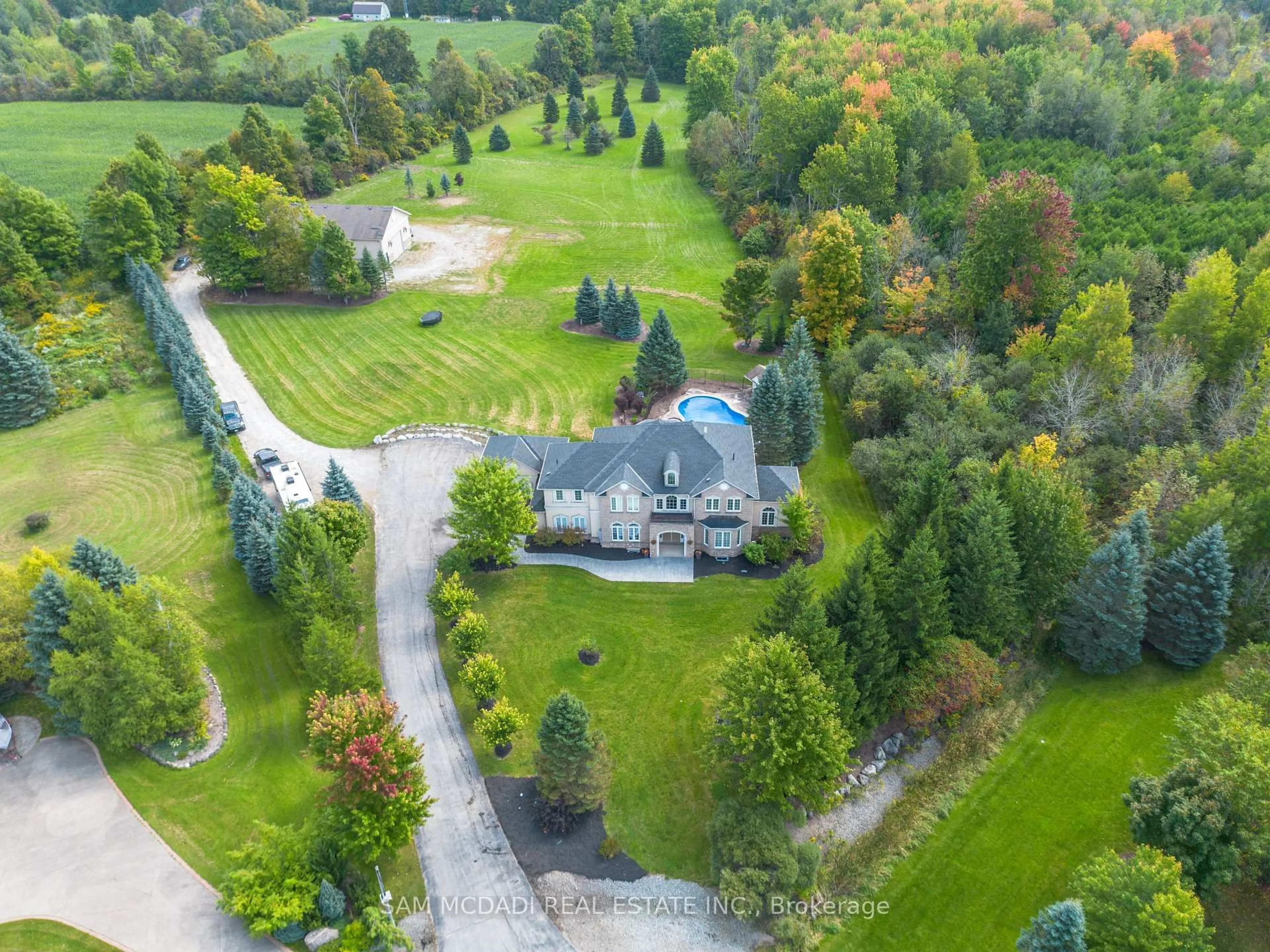 A pic from outside/outdoor area/front of a property/back of a property/a pic from drone, unknown for 11170 Menzies Crt, Milton Ontario L0P 1B0