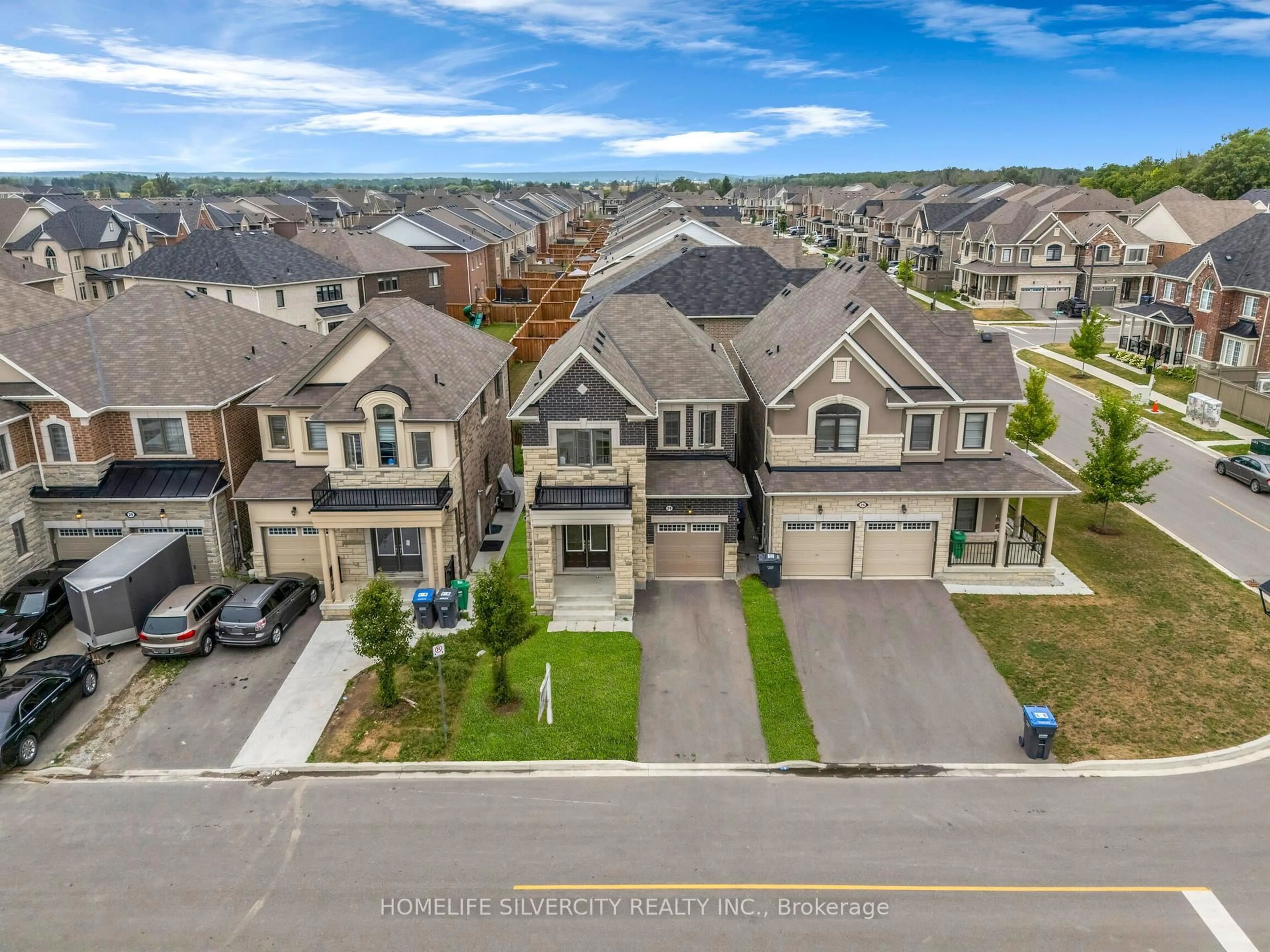 A pic from outside/outdoor area/front of a property/back of a property/a pic from drone, street for 24 Eberly Wood, Caledon Ontario L7A 0H1