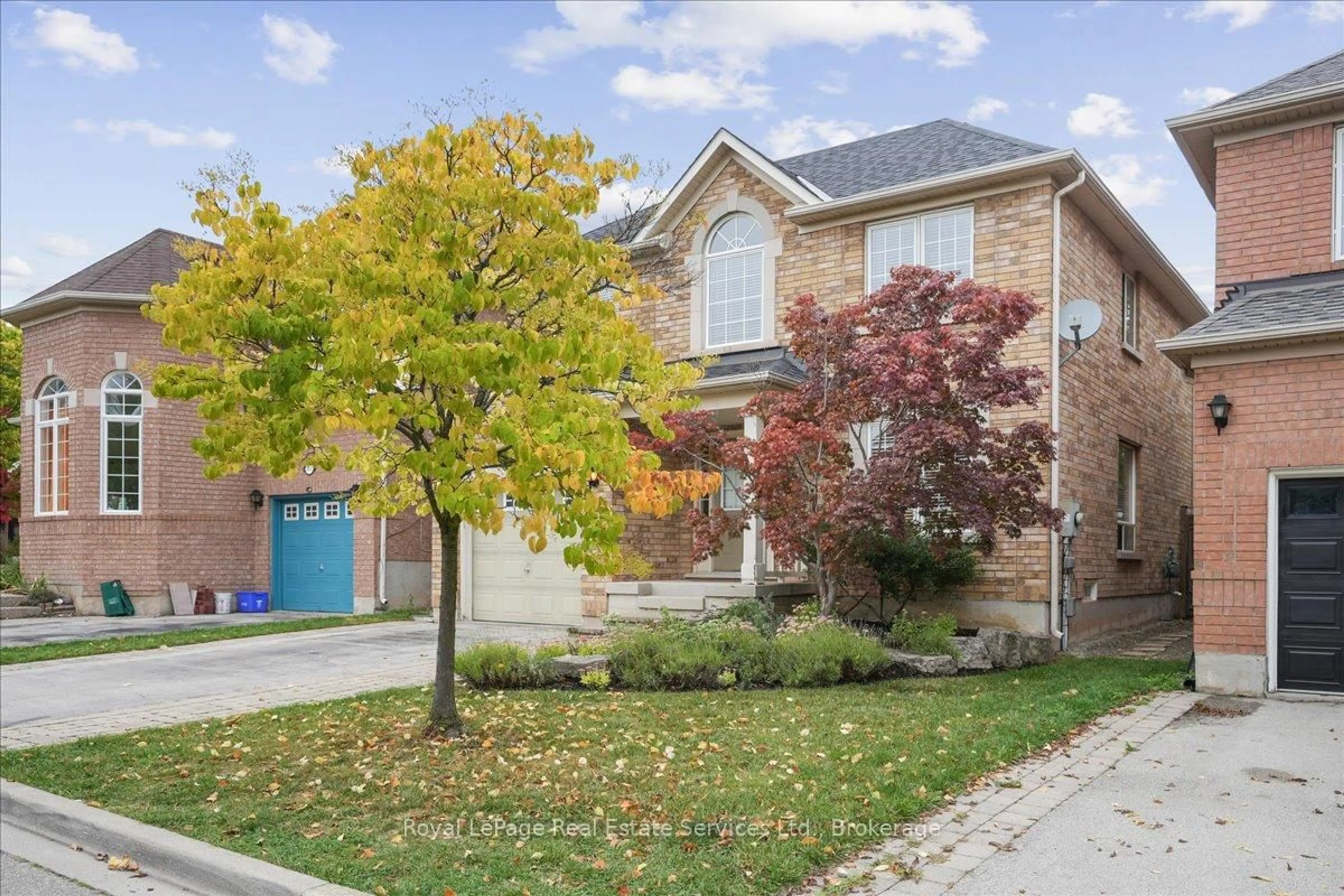 Home with brick exterior material, street for 2476 Bracken Dr, Oakville Ontario L6M 4S5