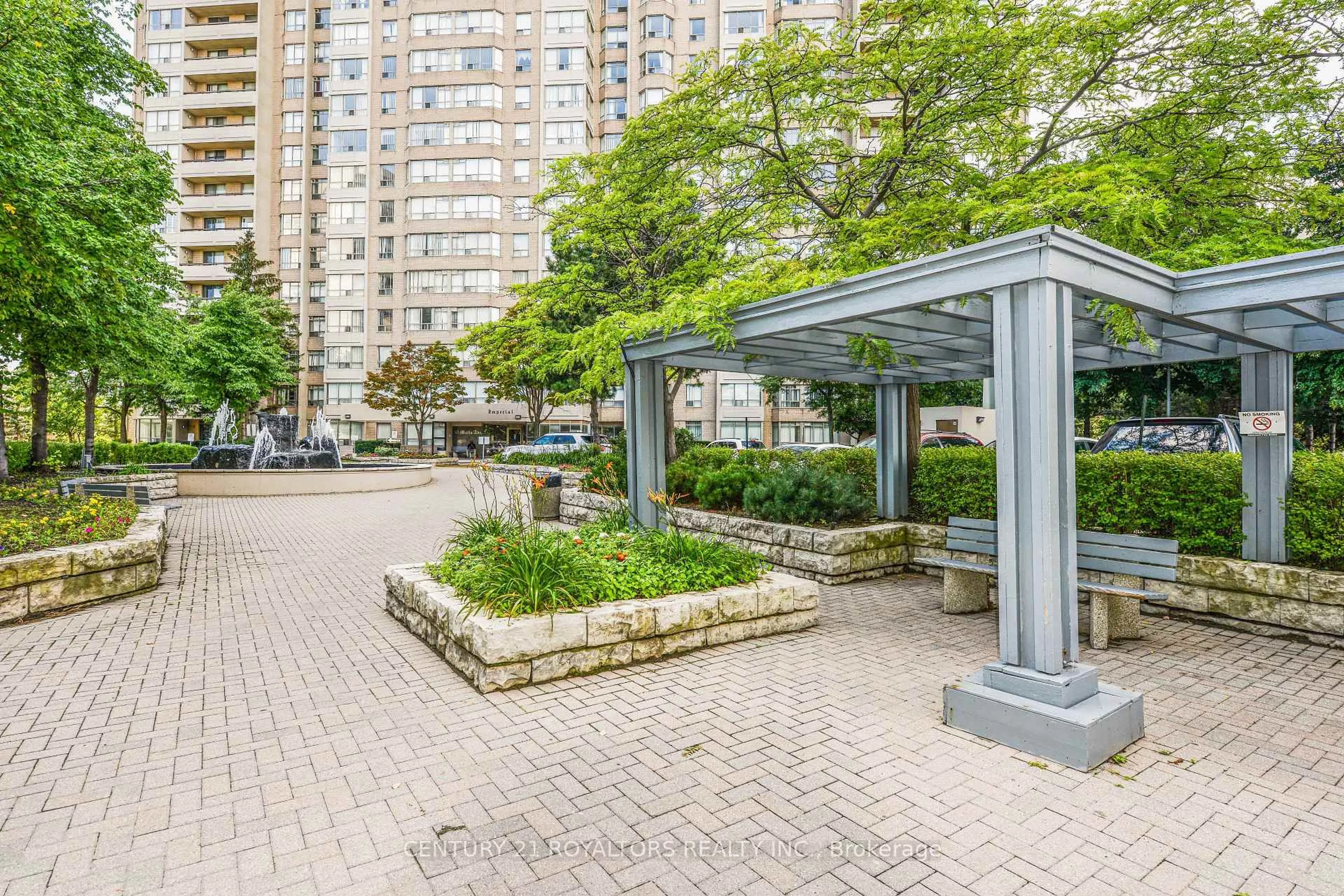 Patio, street for 30 Malta Ave #1602, Brampton Ontario L6Y 4S5