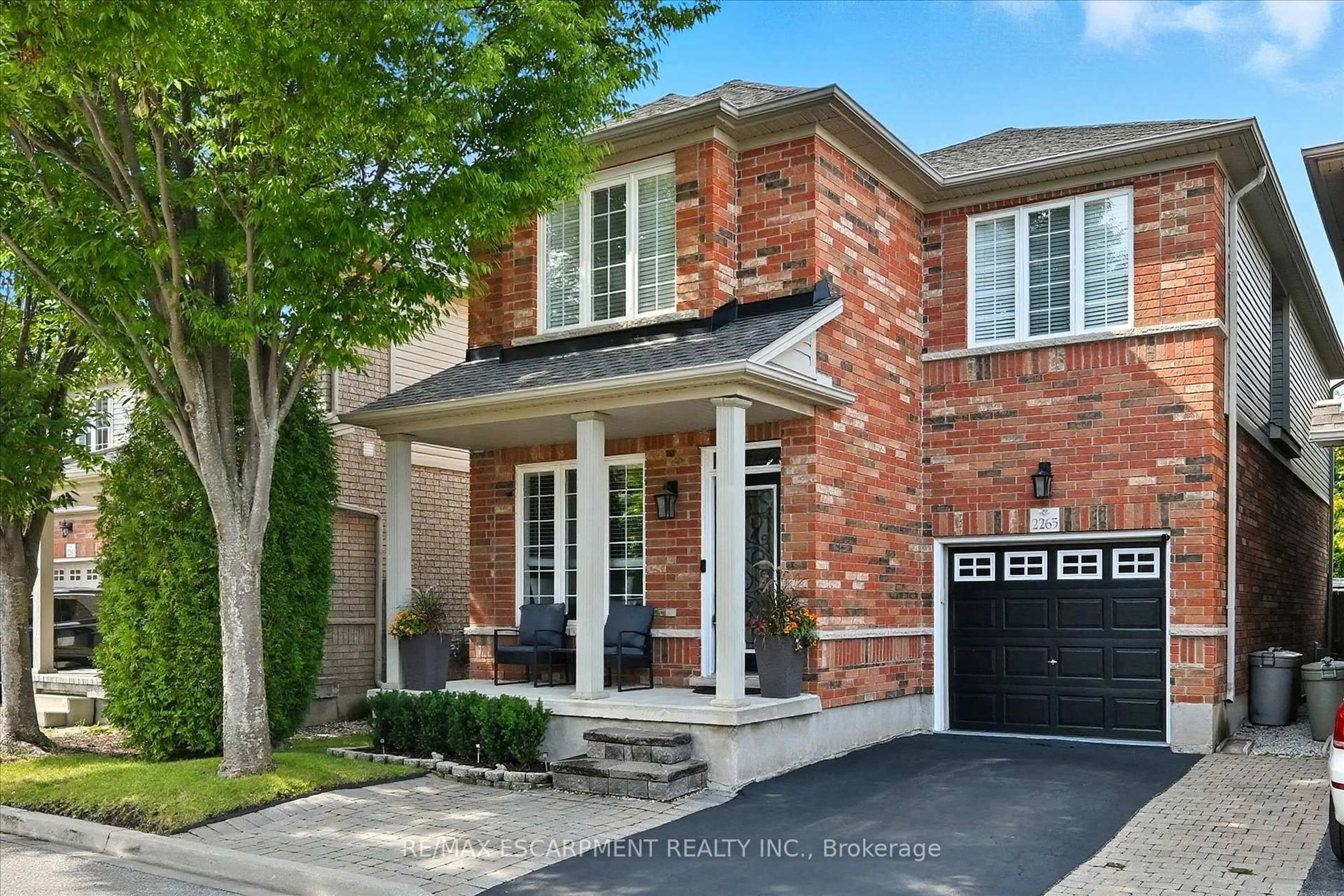 Home with brick exterior material, street for 2265 Stokes Lane, Burlington Ontario L7L 7P5