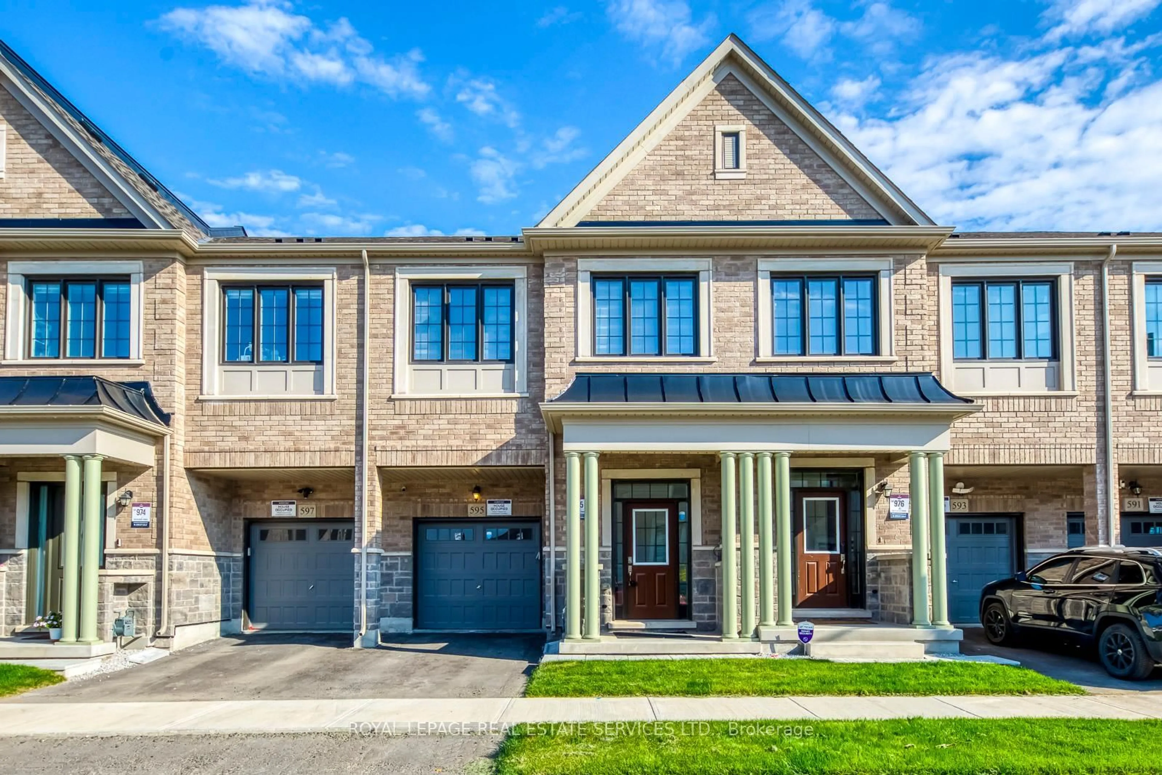 Home with brick exterior material, street for 595 Celandine Terr, Milton Ontario L9E 1Z7