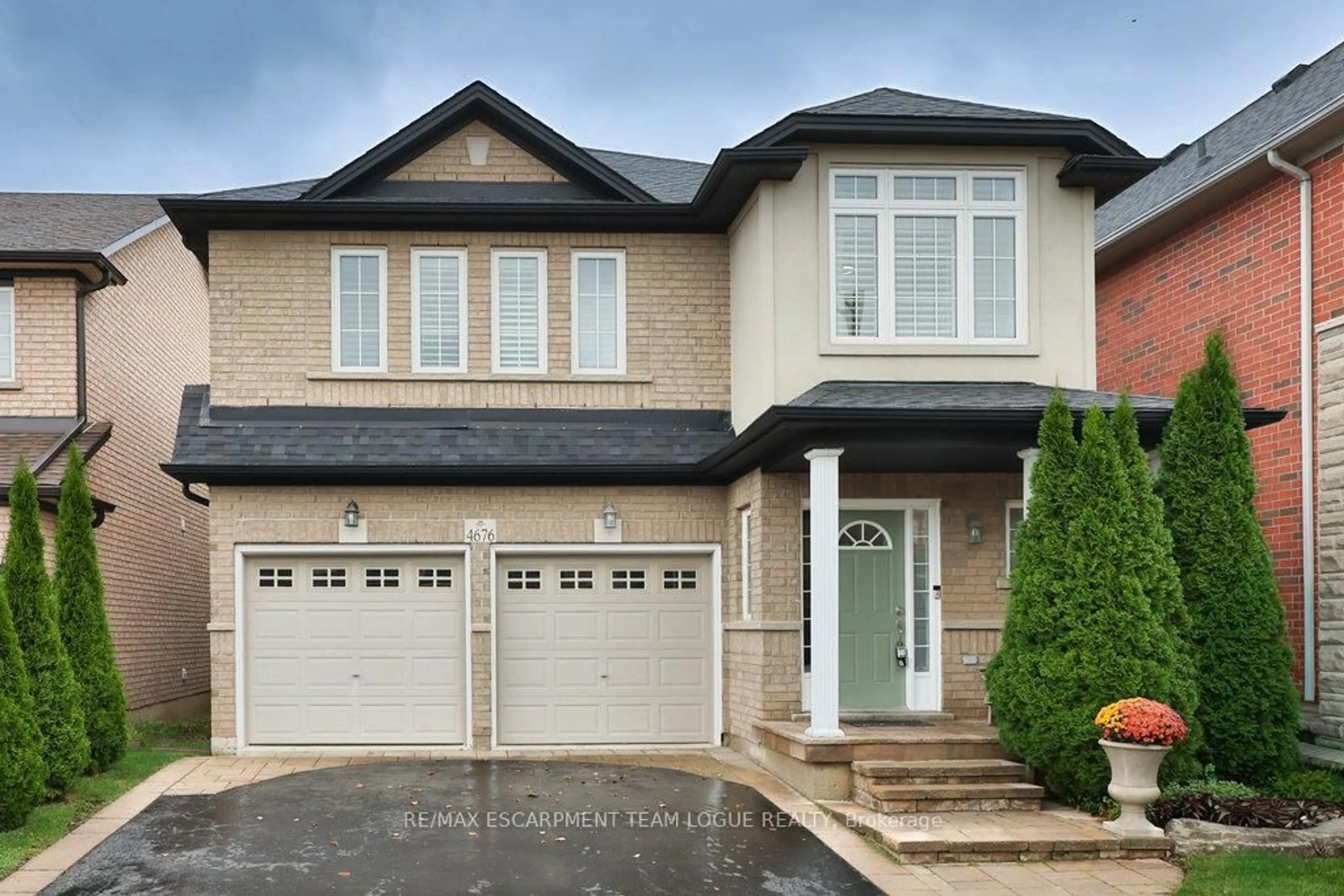 Home with brick exterior material, street for 4676 Bracknell Rd, Burlington Ontario L7M 0E3