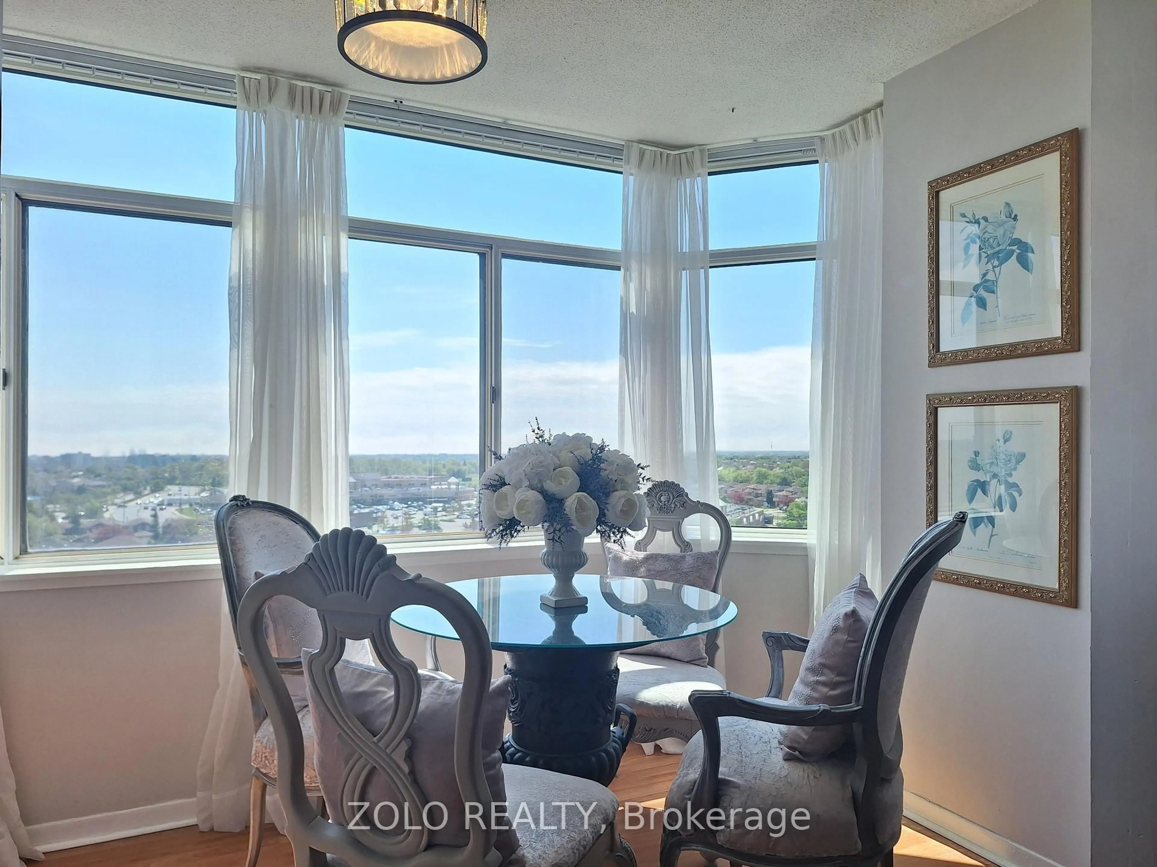Dining room, unknown for 300 Webb Dr #1001, Mississauga Ontario L5B 3W3