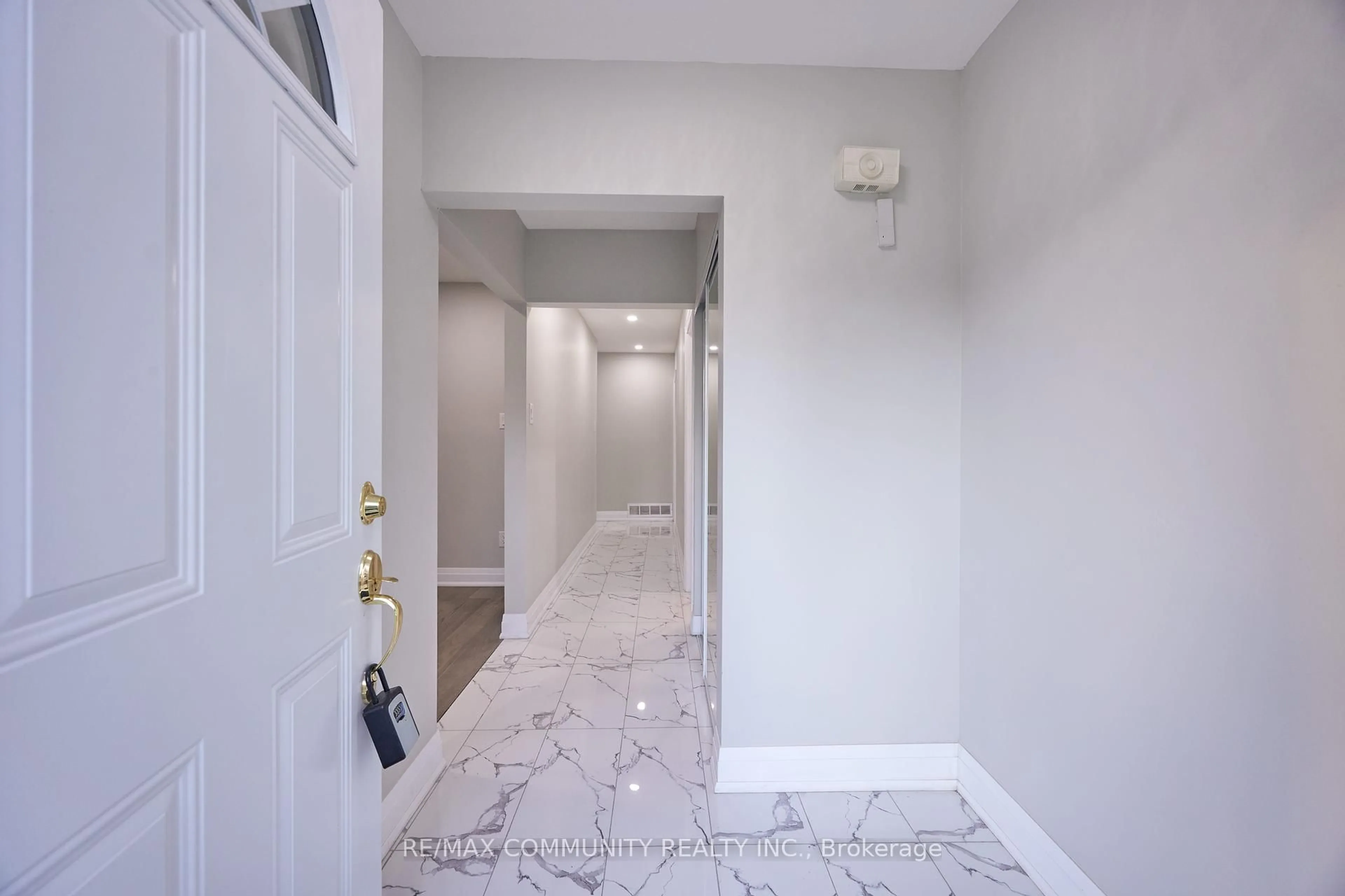 Unknown for 71 Willowridge Rd, Toronto Ontario M9R 3Z2