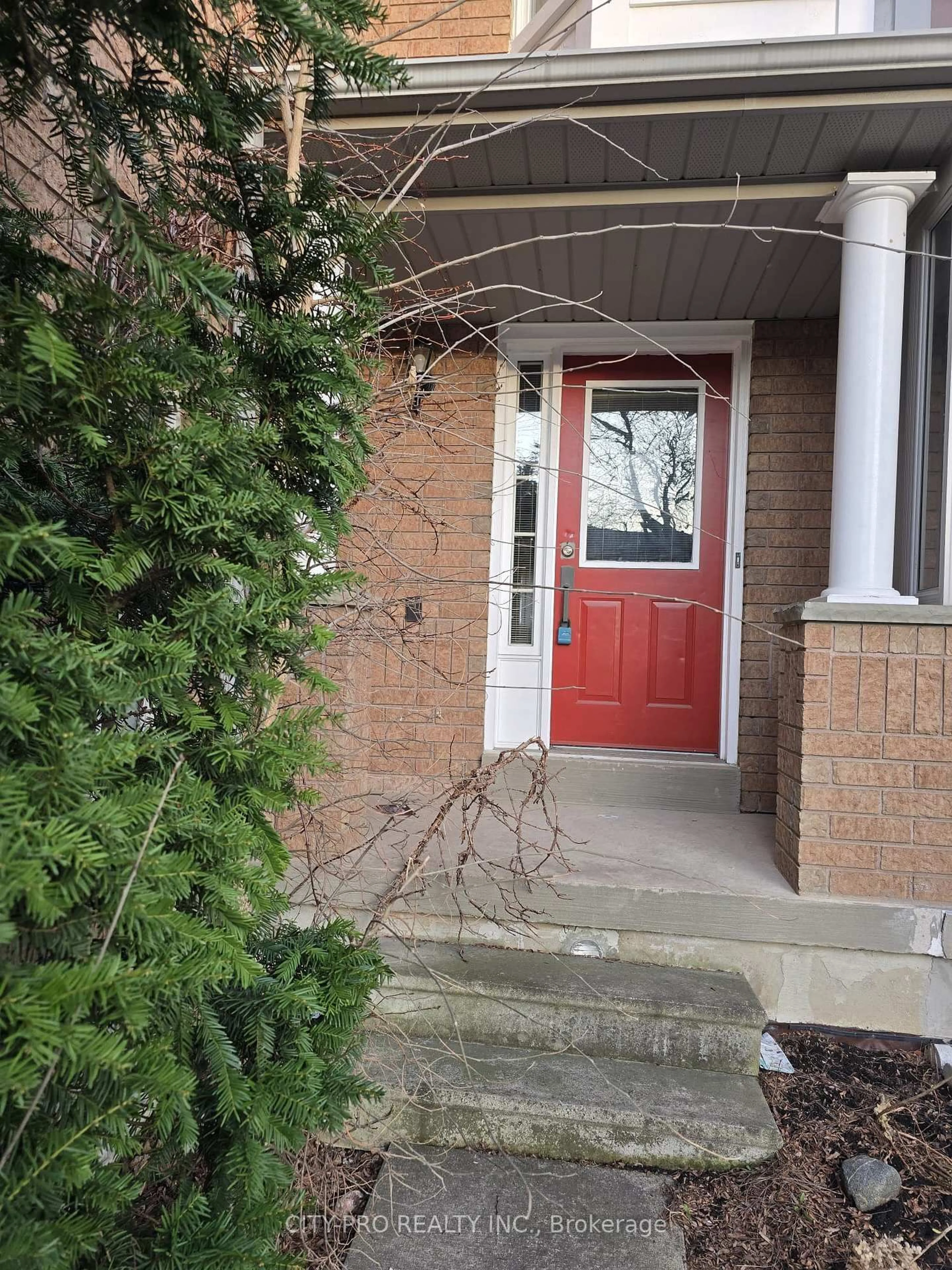 Indoor entryway for 55 Rain Lily Lane, Brampton Ontario L6R 1S5