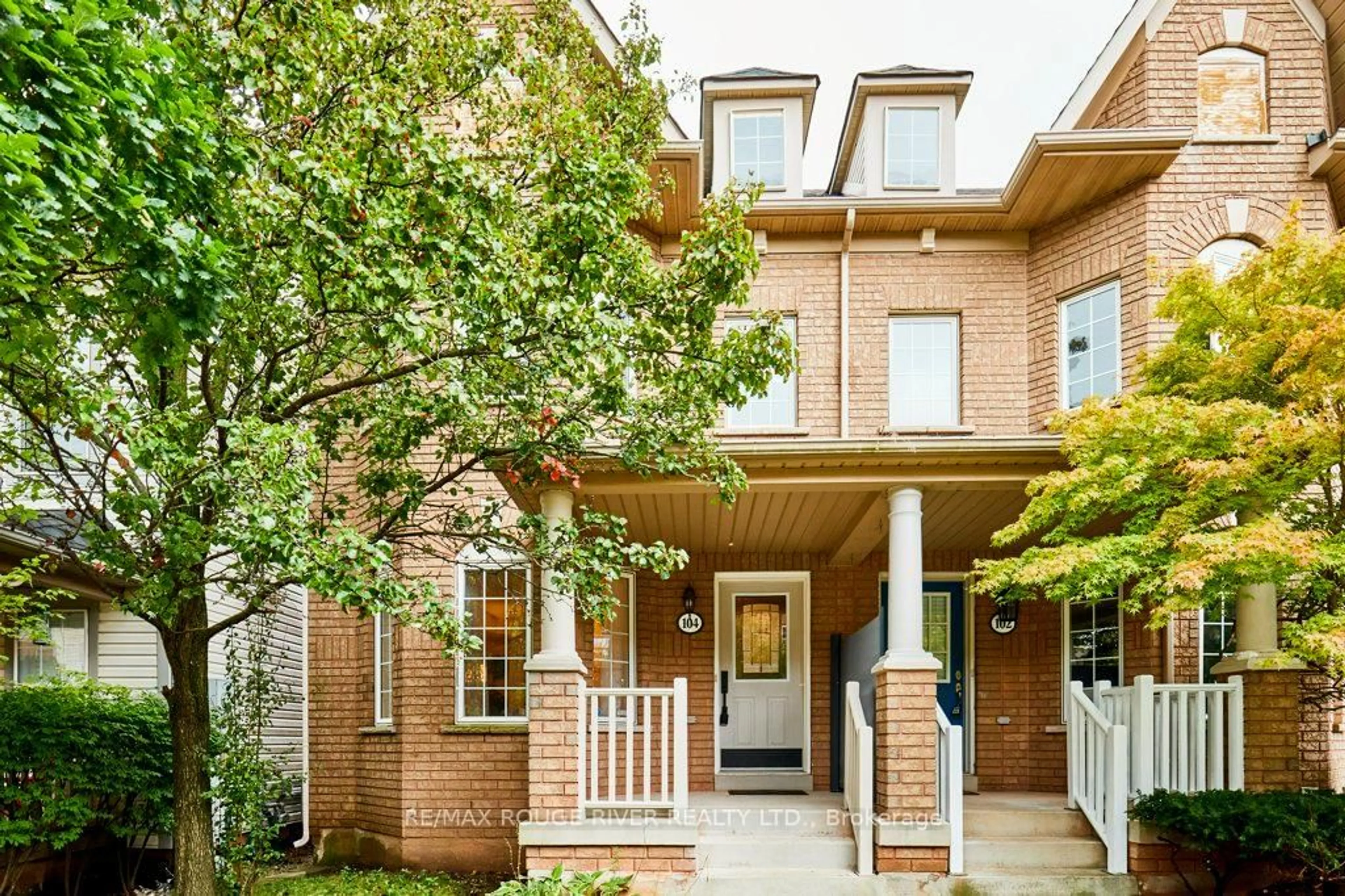 Home with brick exterior material, street for 104 Roxton Rd, Oakville Ontario L6H 6V4