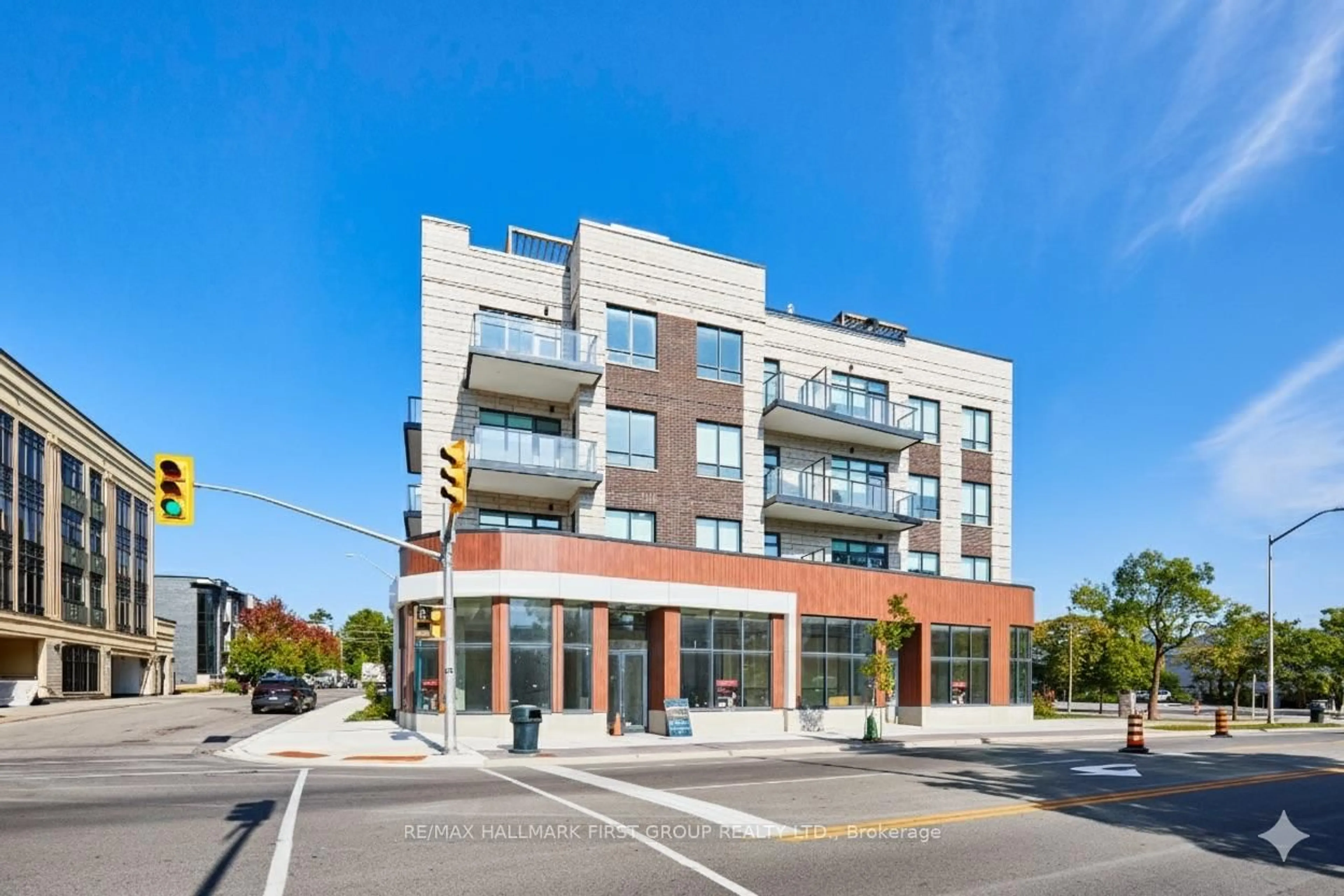 Home with brick exterior material, building for 123 Maurice Dr #407, Oakville Ontario L6K 2W6