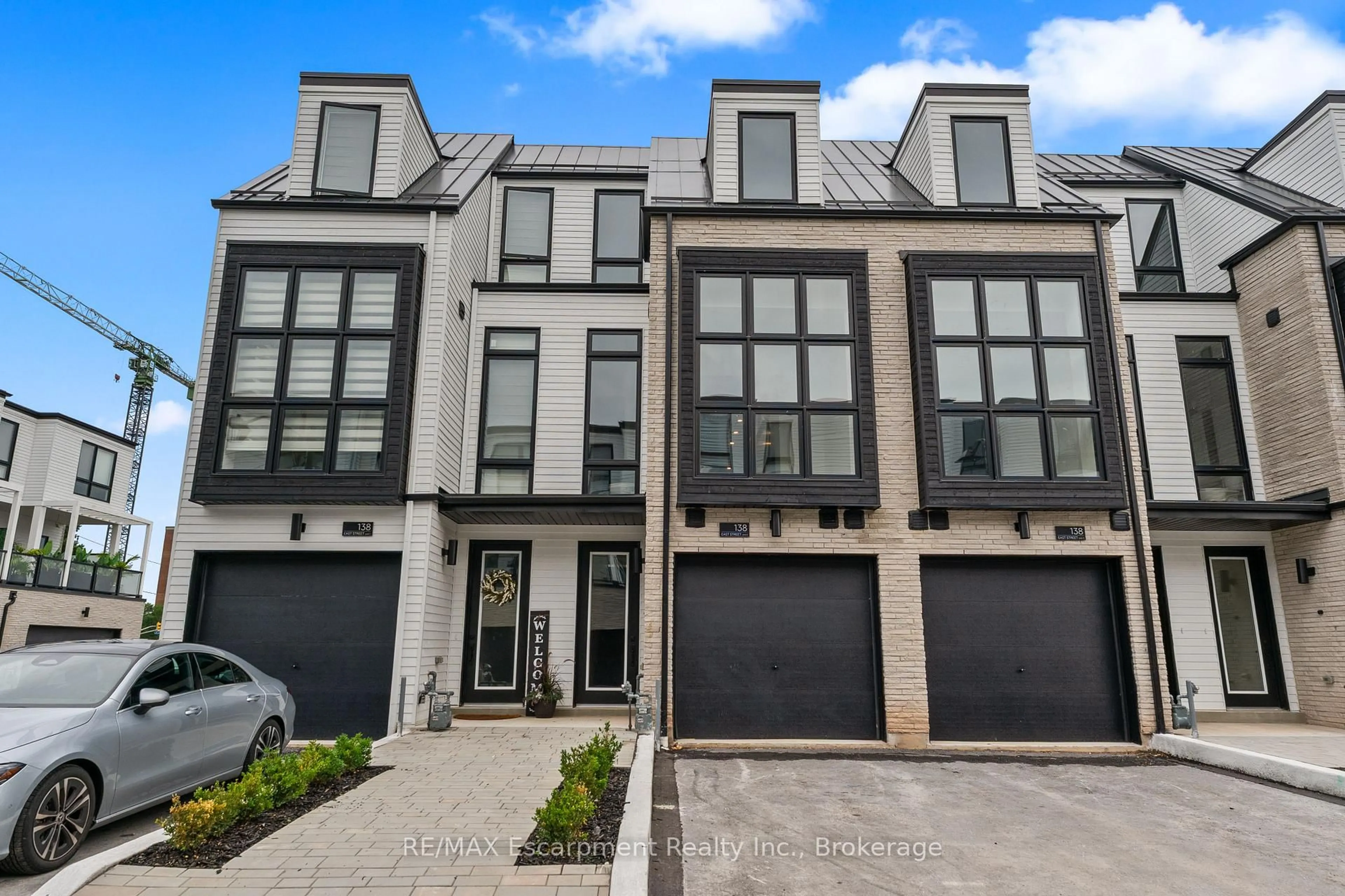 Unknown for 138 EAST St #2, Oakville Ontario L6L 0H9
