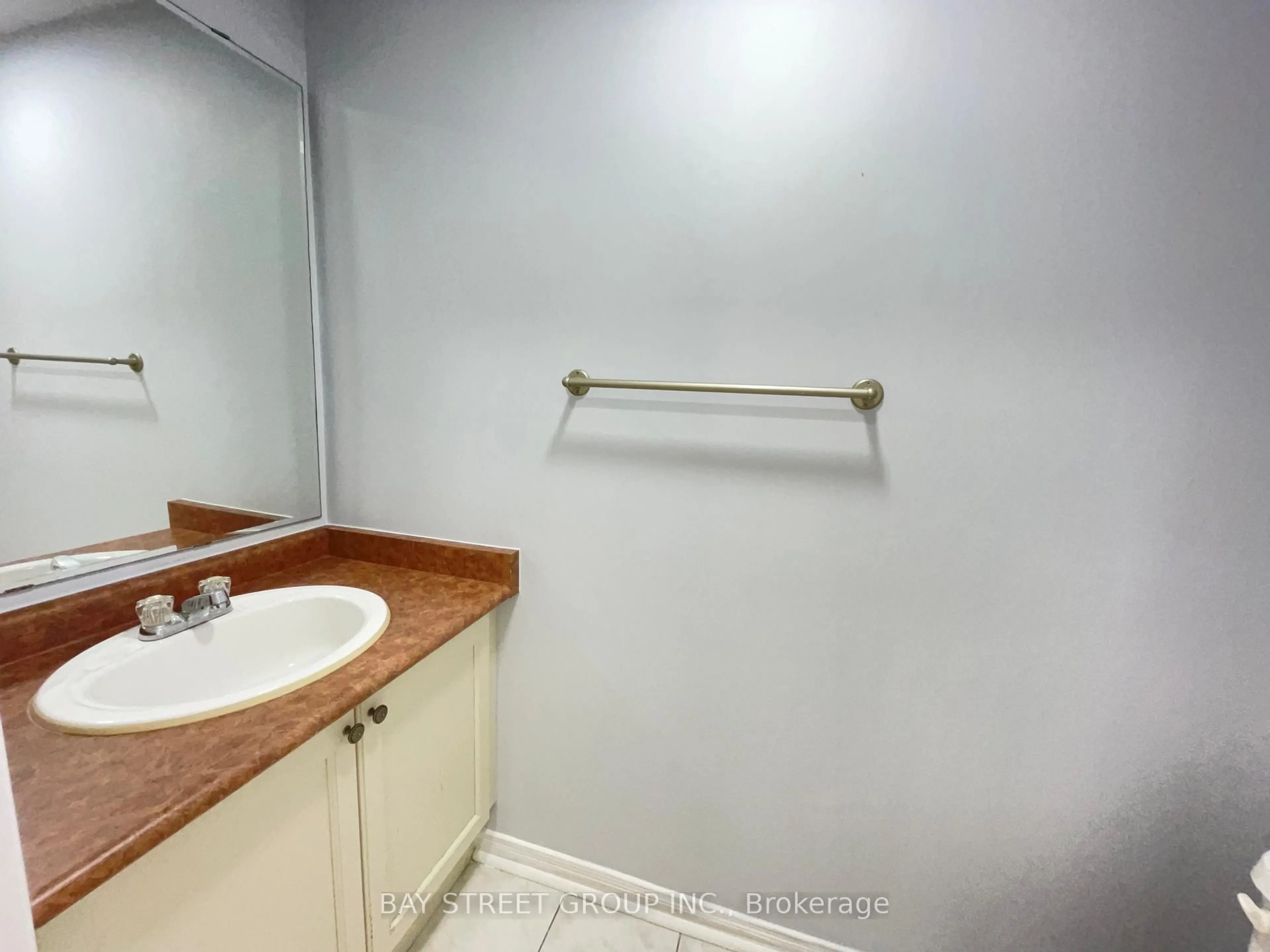Unknown for 4404 Vallence Dr, Burlington Ontario L7L 6J7