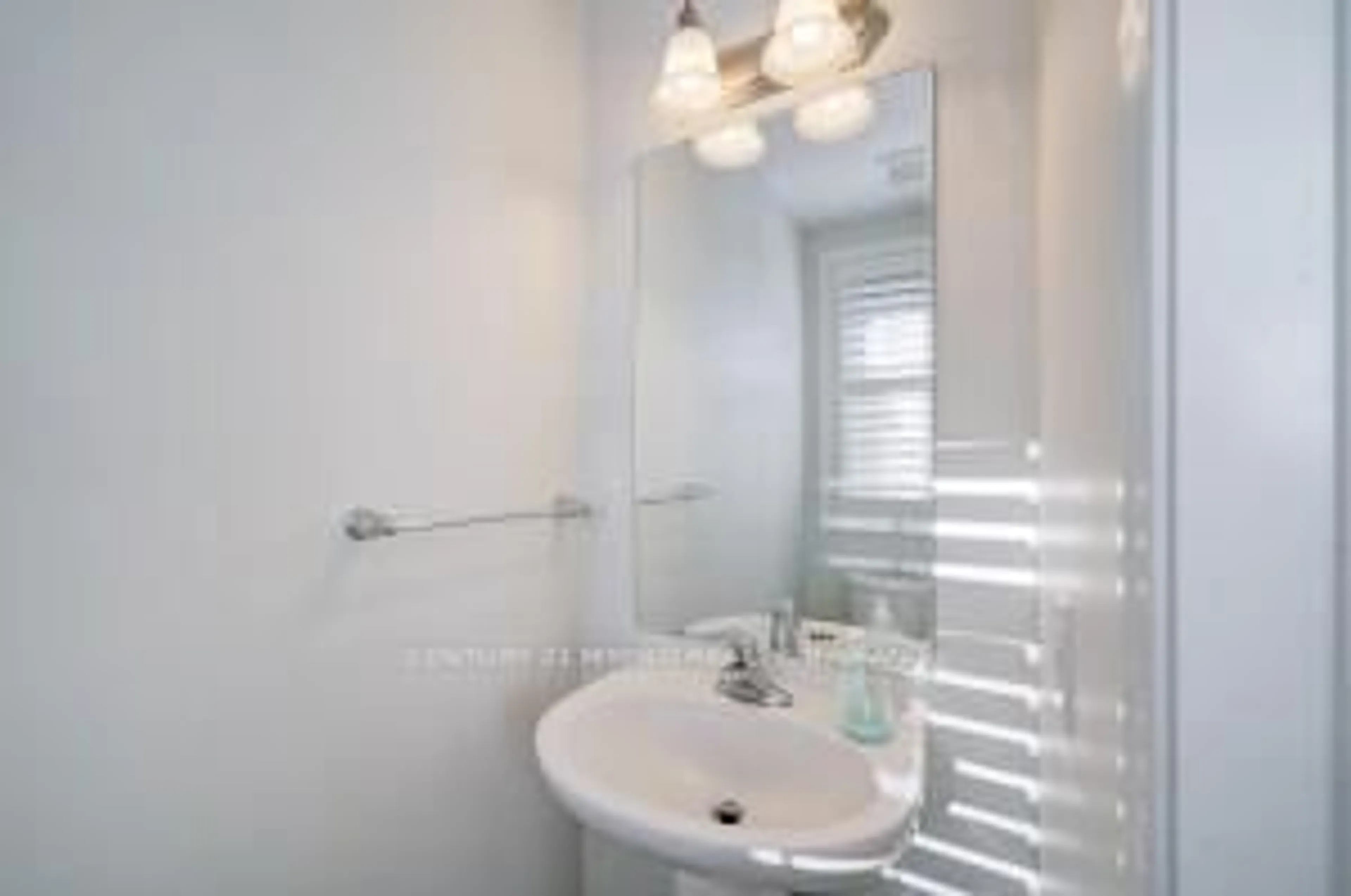 Standard bathroom, ceramic/tile floor for 1391 Whitney Terr, Milton Ontario L9E 0B7