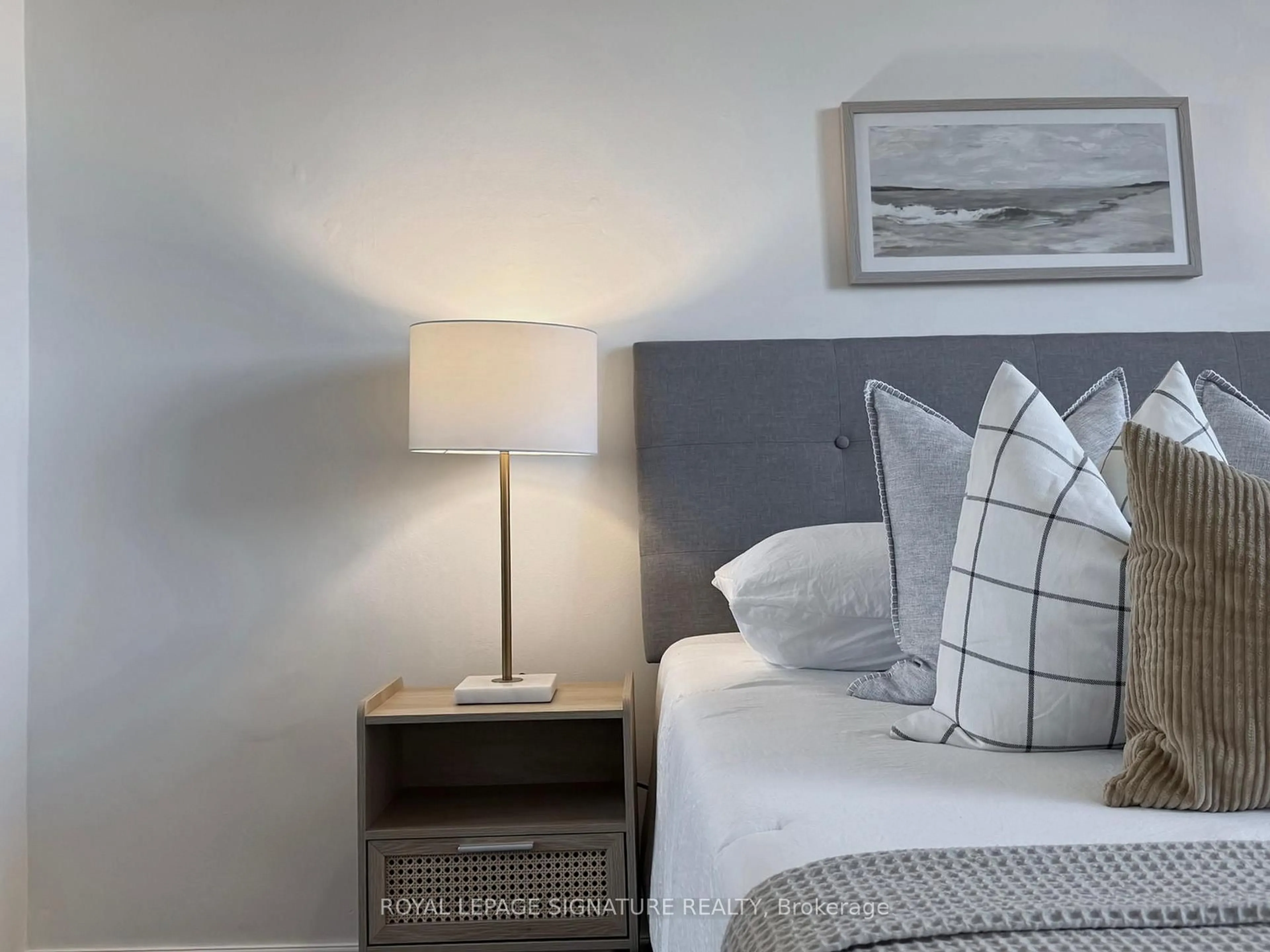 Bedroom with bed, unknown for 80 Coe Hill Dr #PH09, Toronto Ontario M6S 3C9