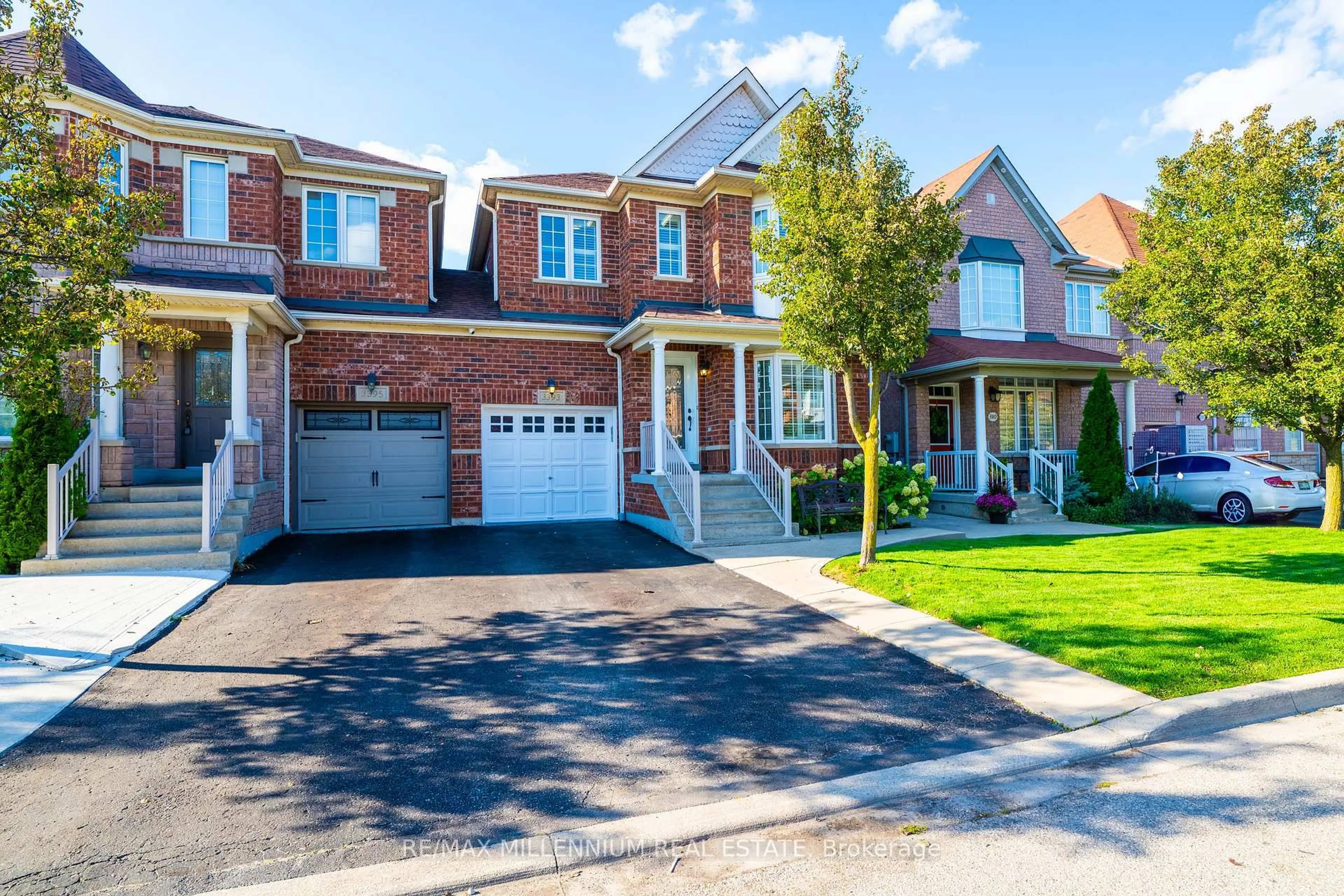 Home with brick exterior material, street for 3393 Covent Cres, Mississauga Ontario L5M 7P1