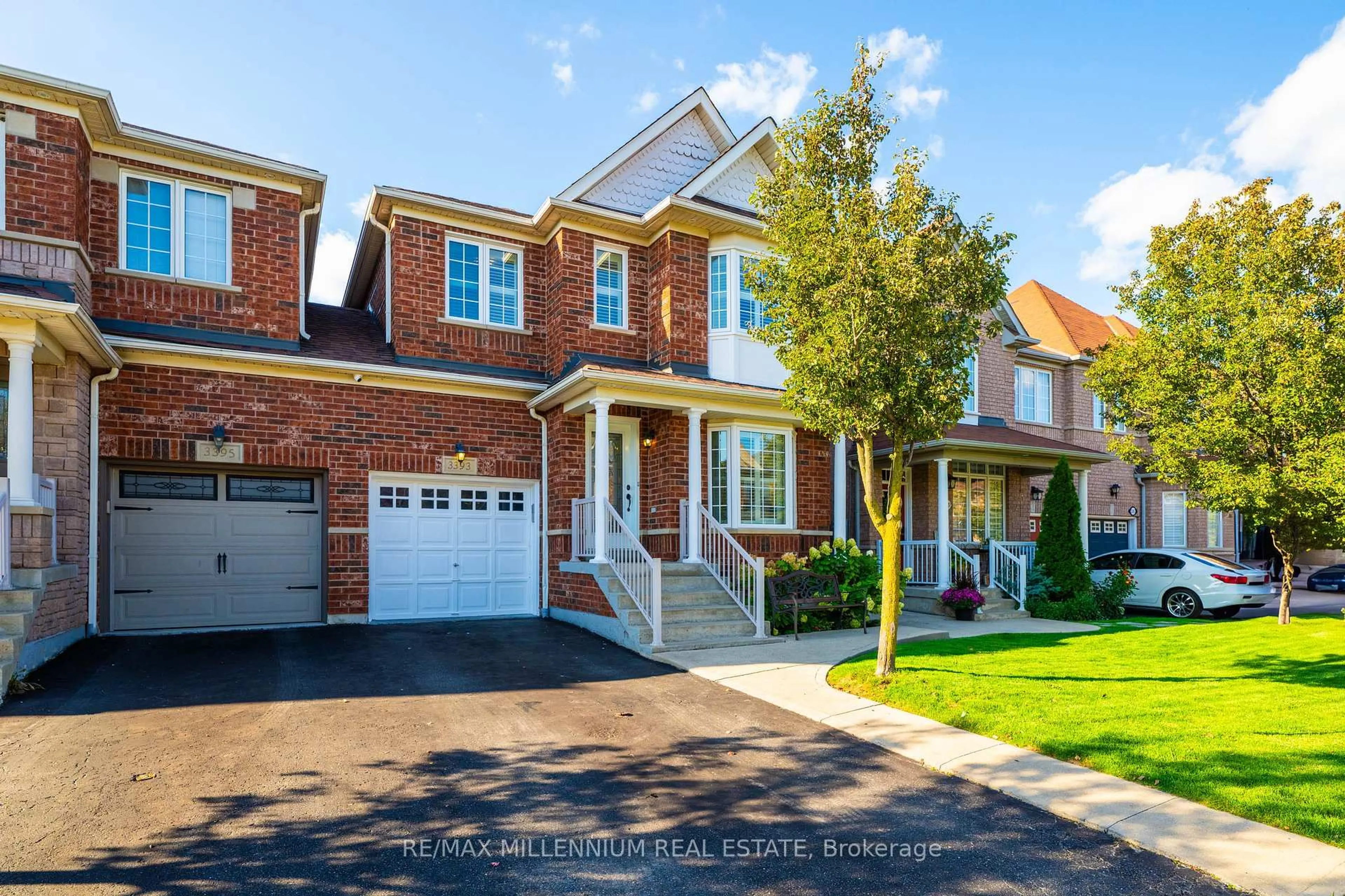 Home with brick exterior material, street for 3393 Covent Cres, Mississauga Ontario L5M 7P1