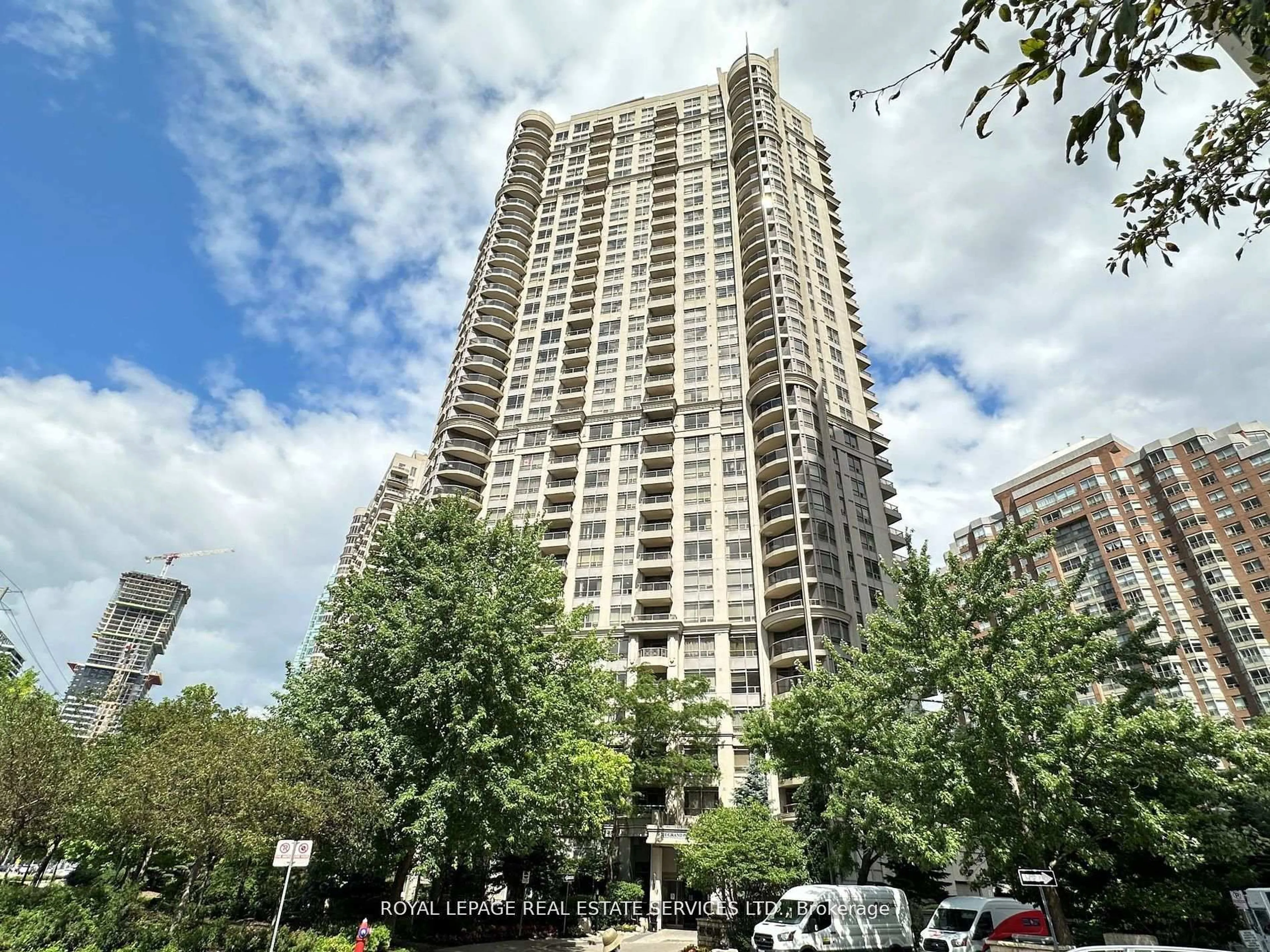 Unknown for 310 Burnhamthorpe Rd #3001, Mississauga Ontario L5B 4P9
